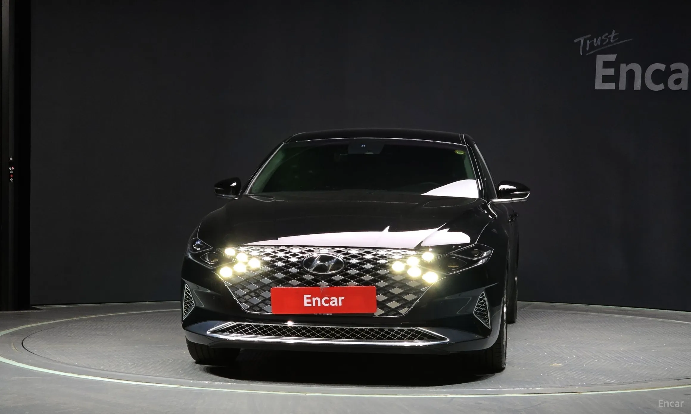 Hyundai Grandeur IG превью 2