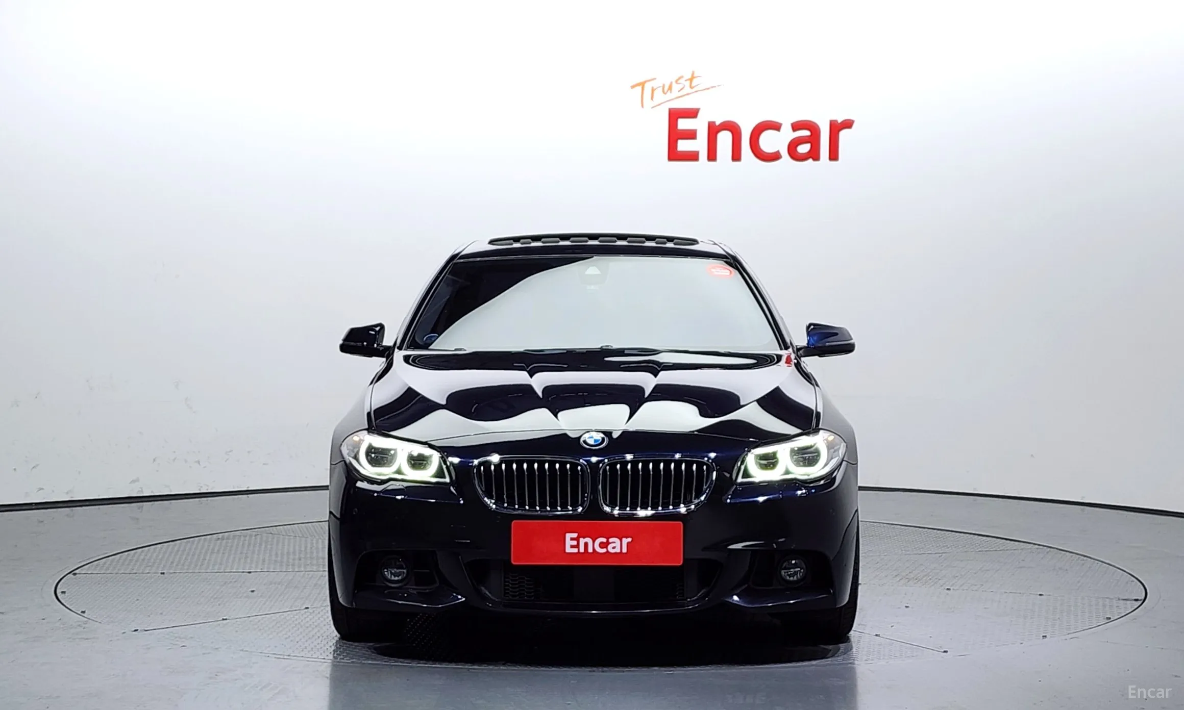 BMW 5 Series (F10) превью 2