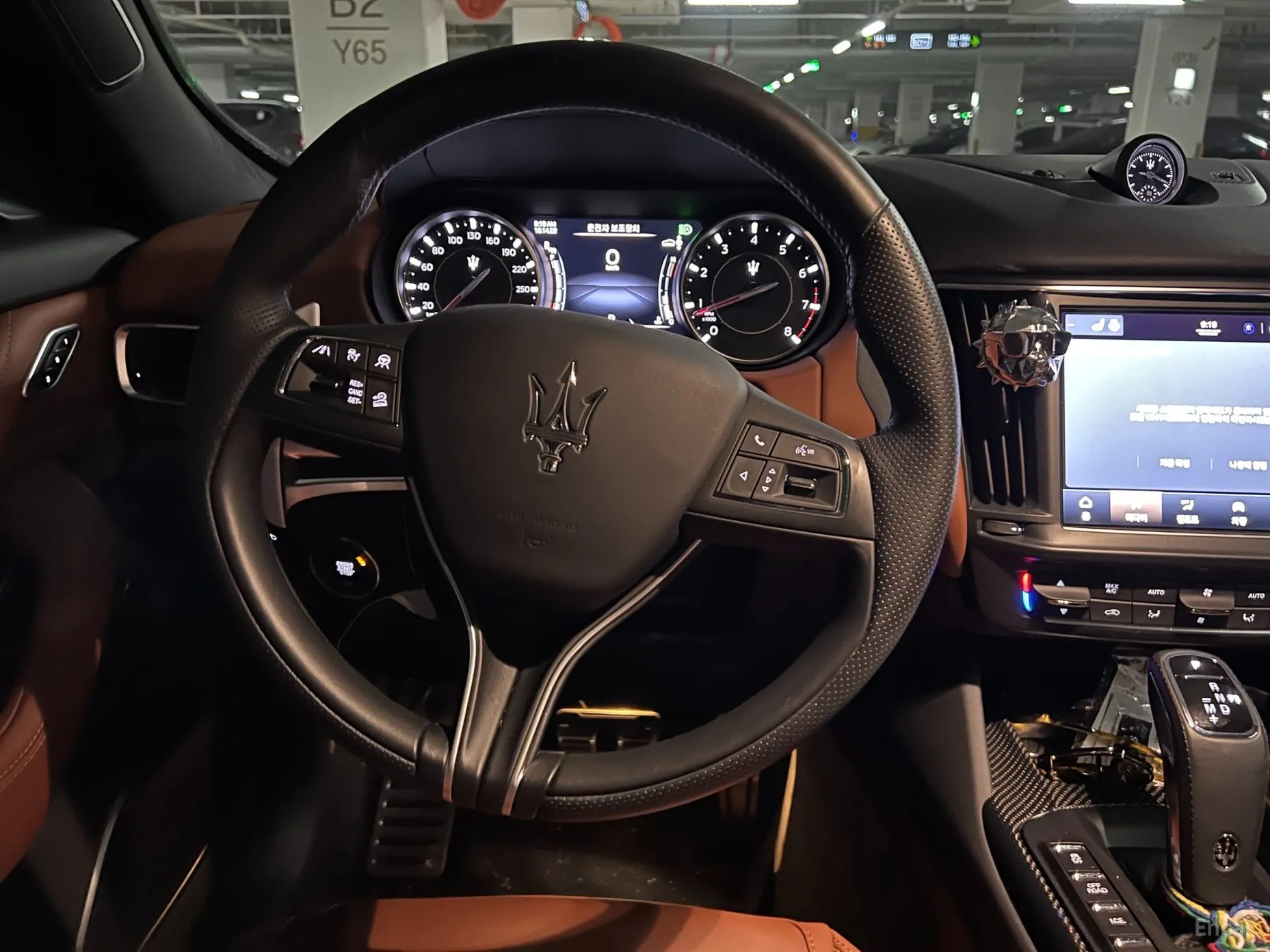Maserati Levante превью 7