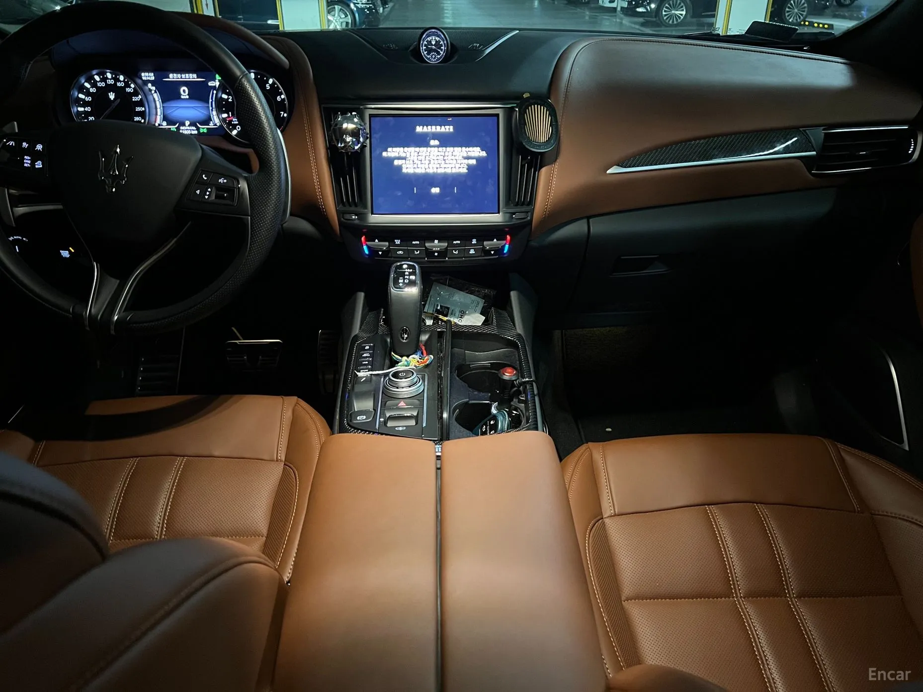 Maserati Levante превью 8