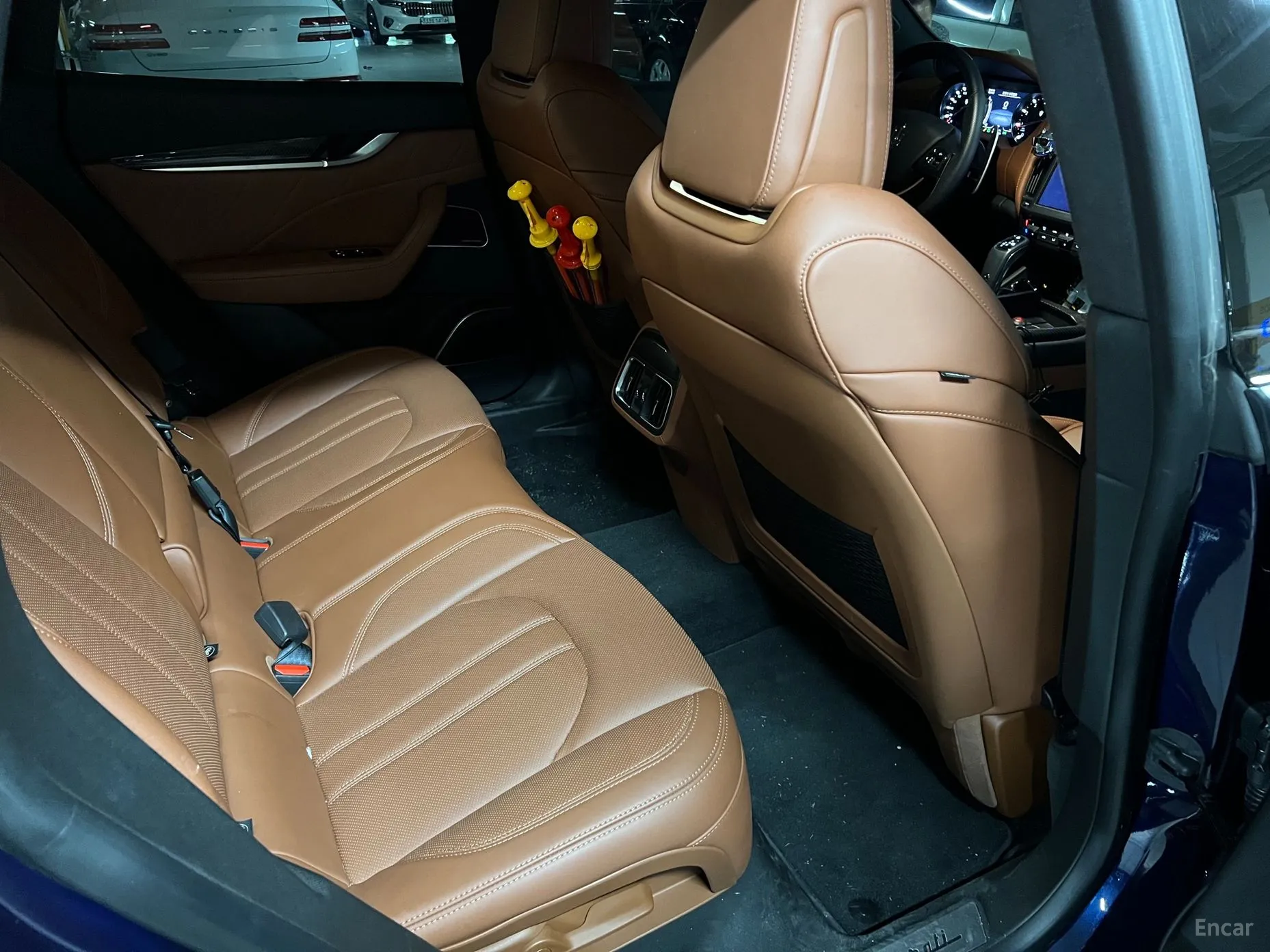 Maserati Levante превью 9