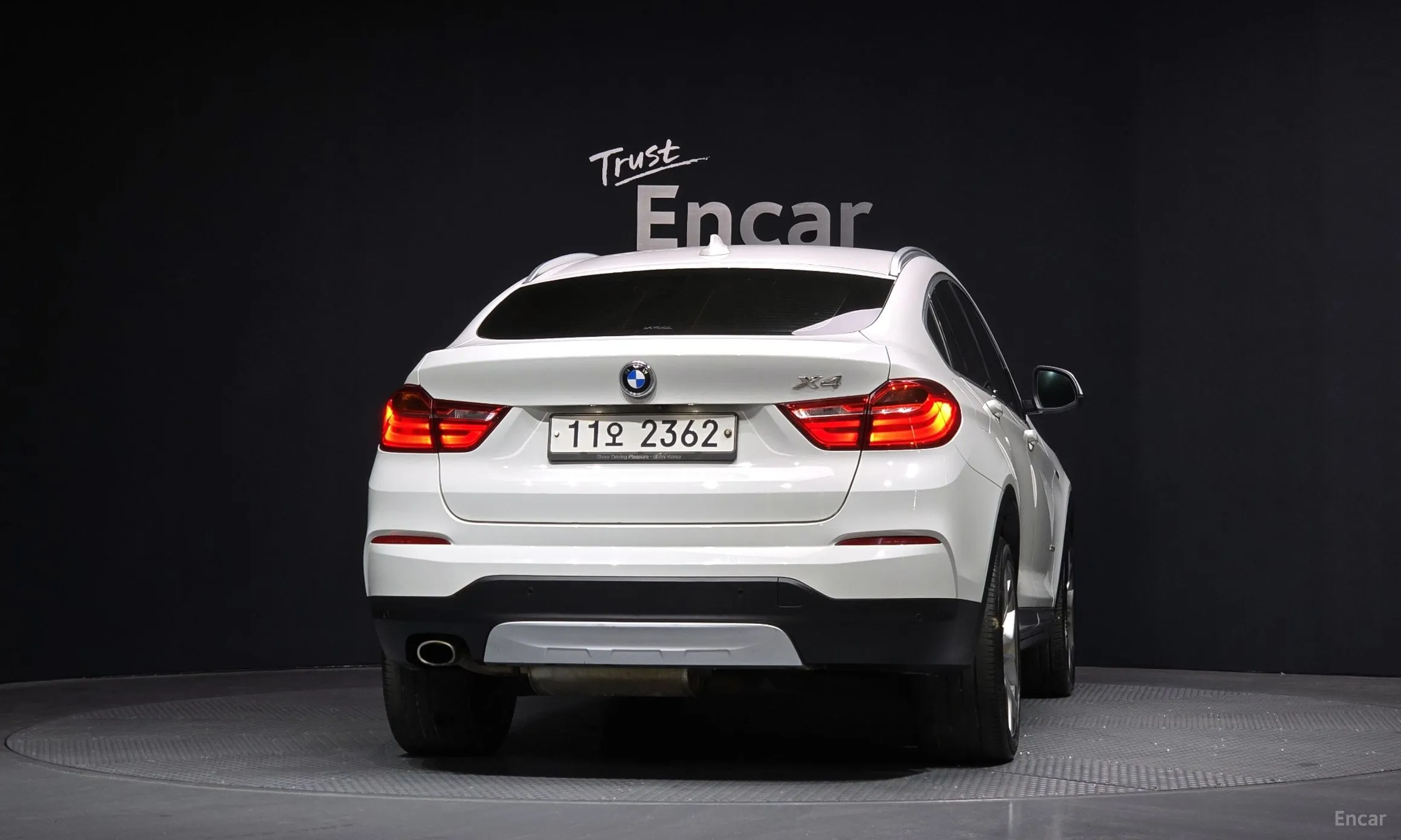BMW X4 (F26) превью 3