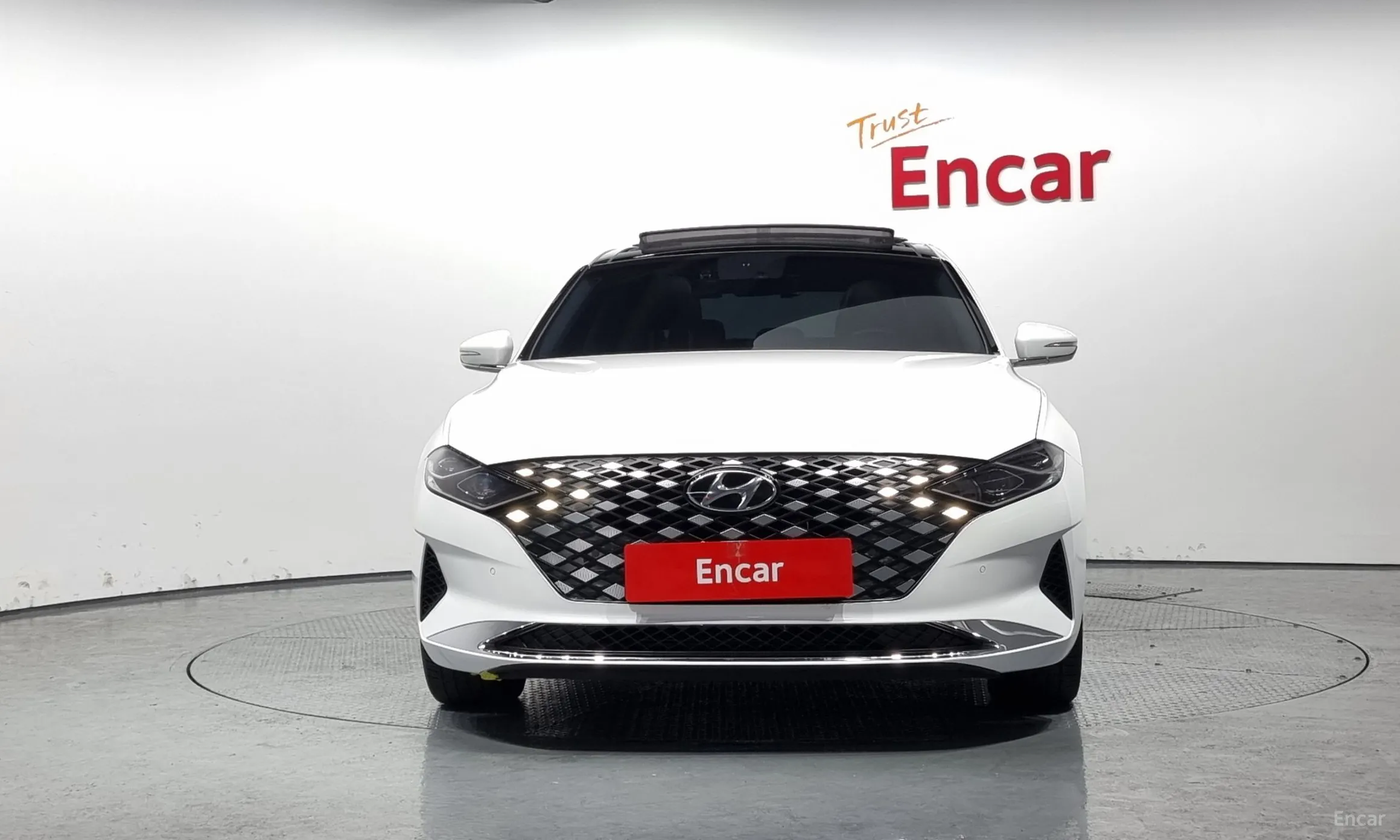 Hyundai Grandeur IG превью 2