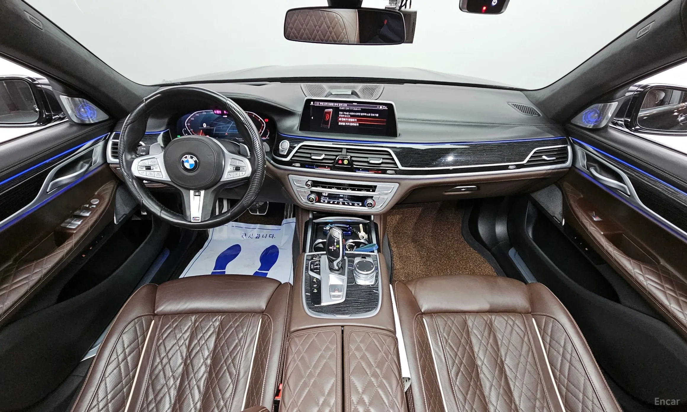 BMW 7 Series (G11) превью 4