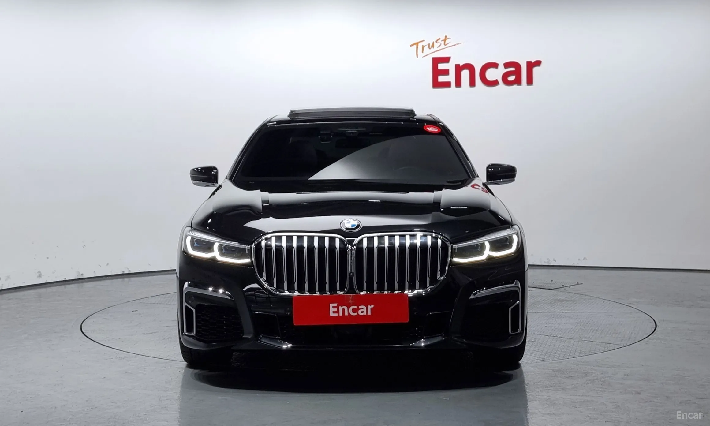 BMW 7 Series (G11) превью 2