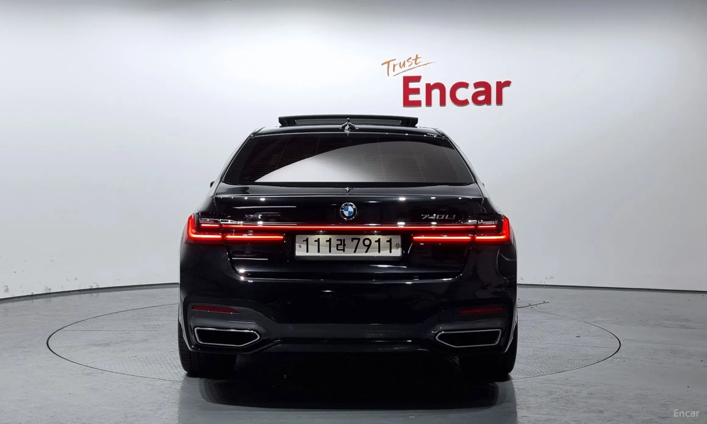 BMW 7 Series (G11) превью 3