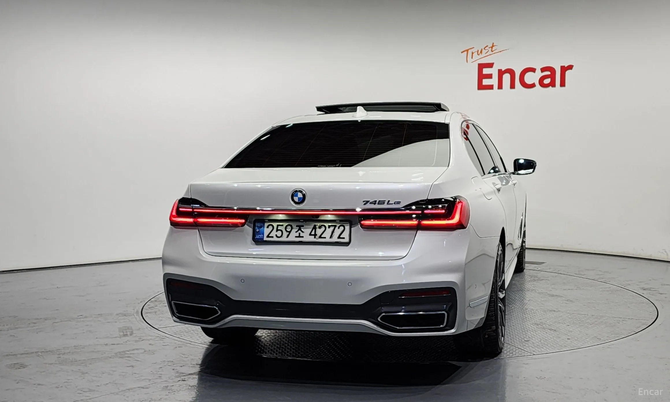 BMW 7 Series (G11) превью 3