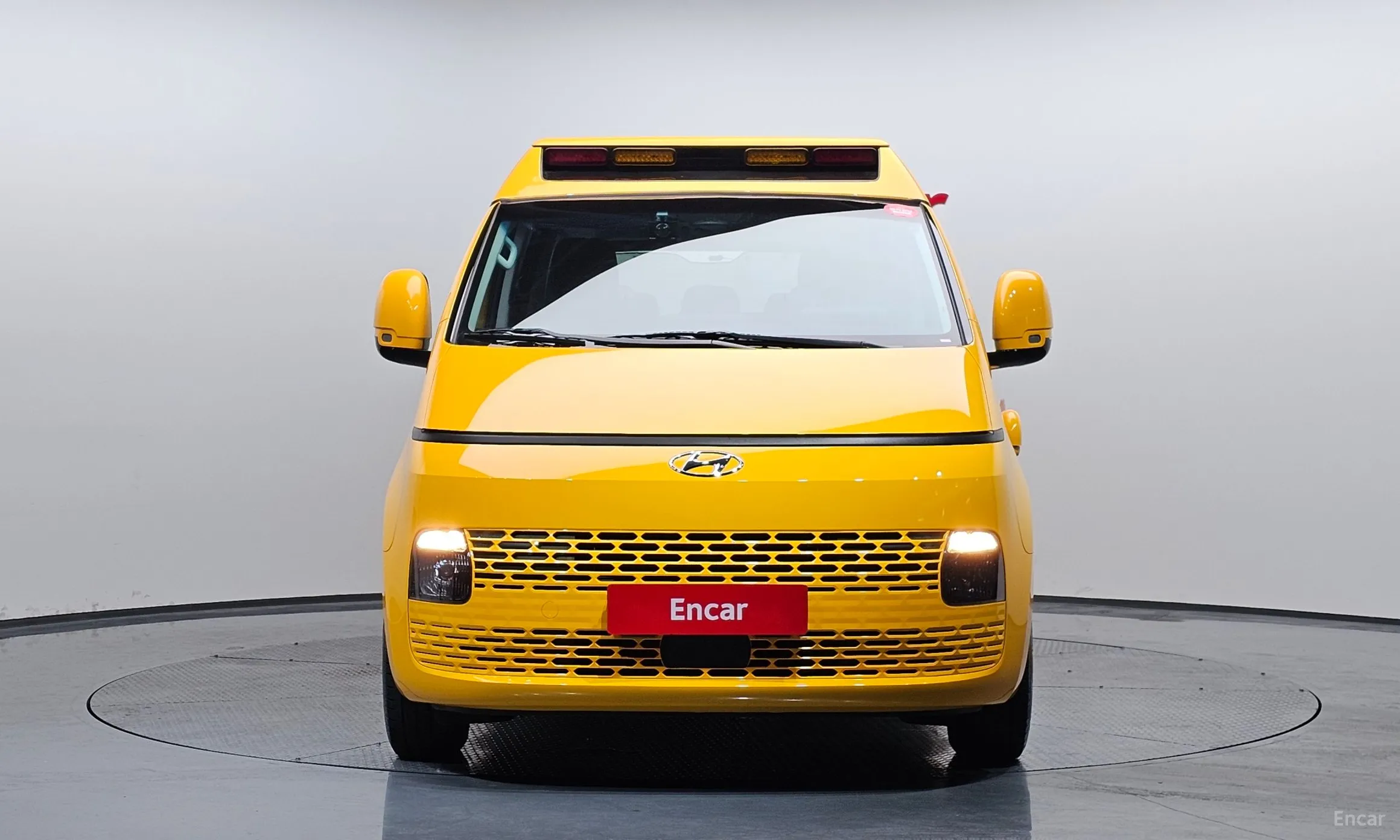 Hyundai Staria превью 2