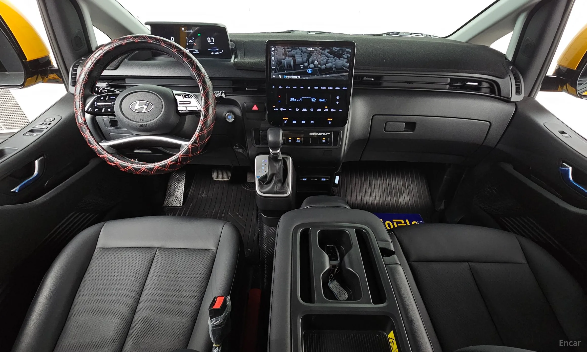 Hyundai Staria превью 4