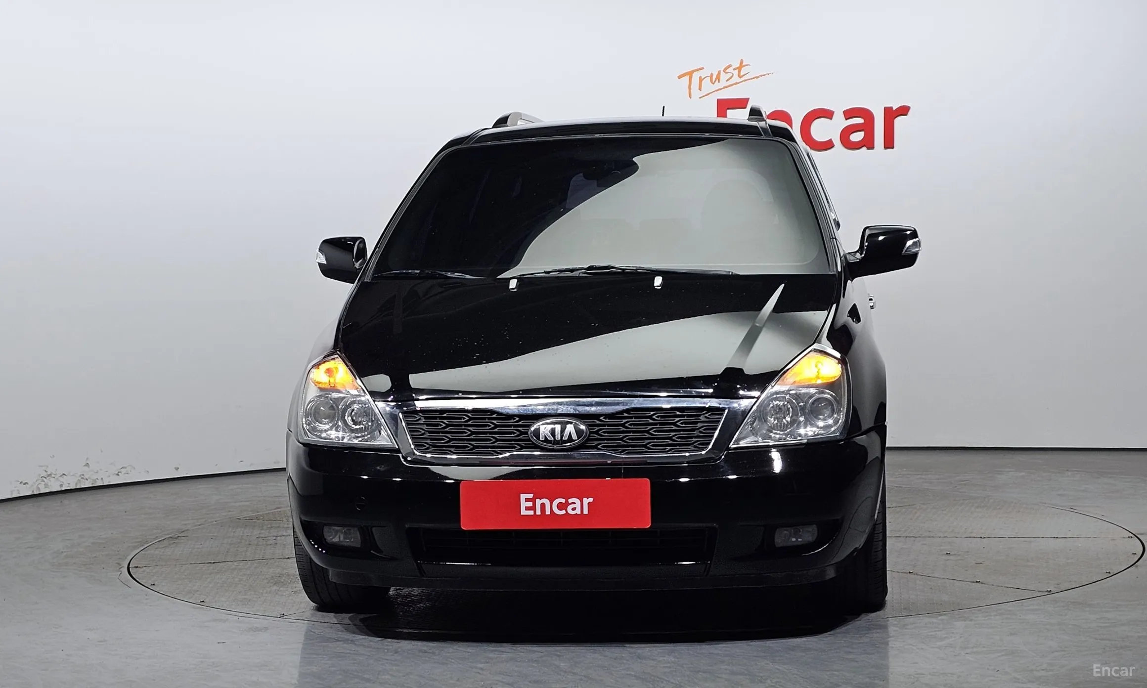 Kia Carnival R превью 2