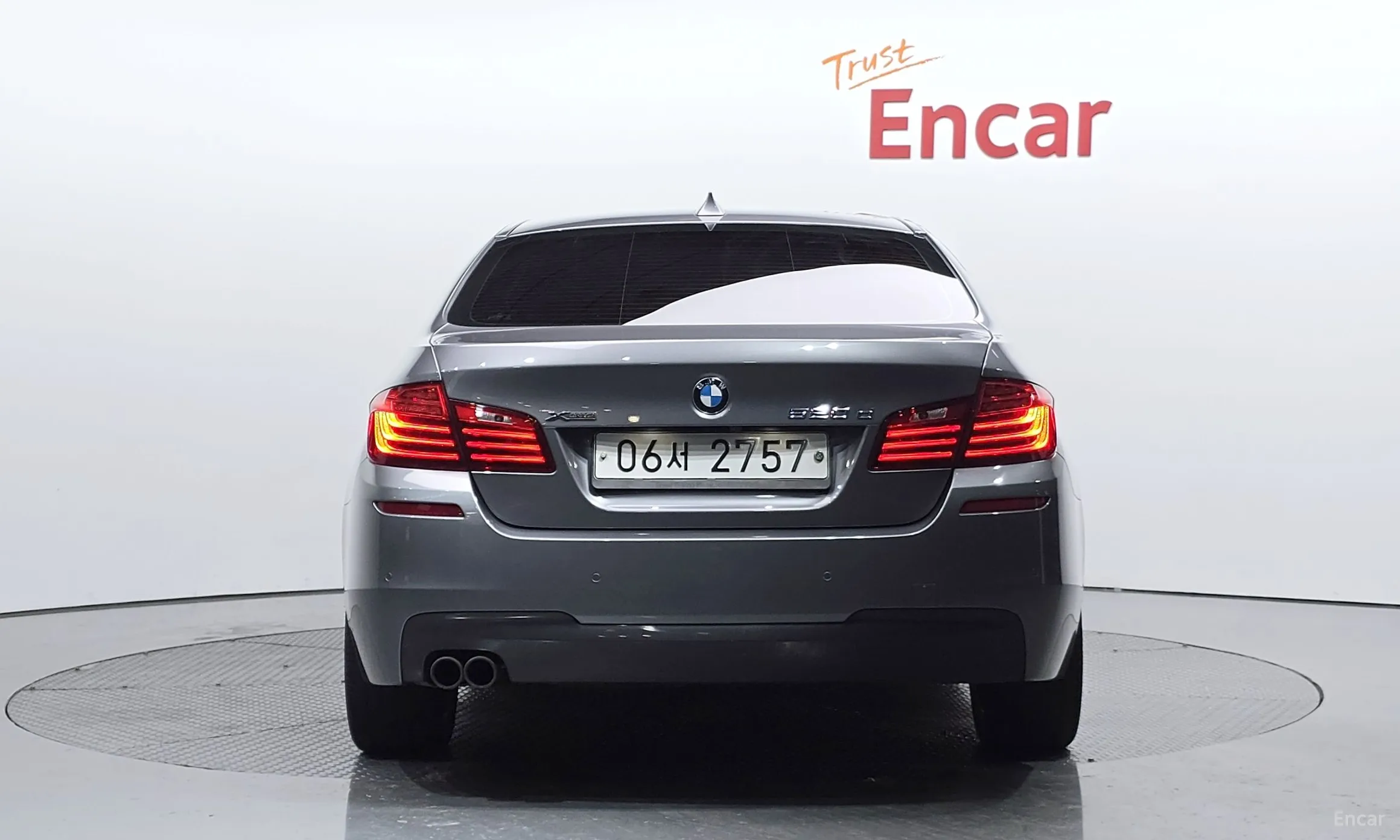 BMW 5 Series (F10) превью 3