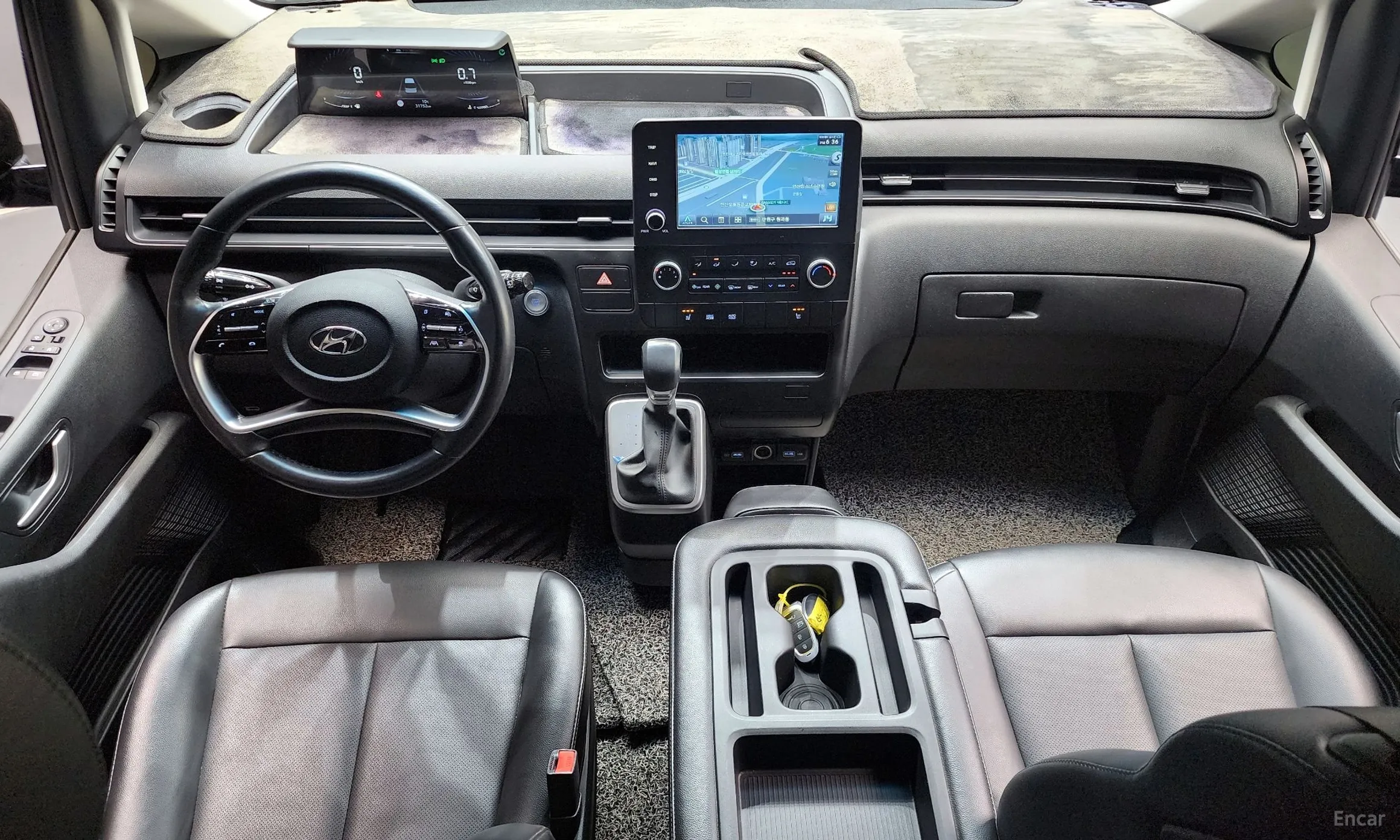 Hyundai Staria превью 4