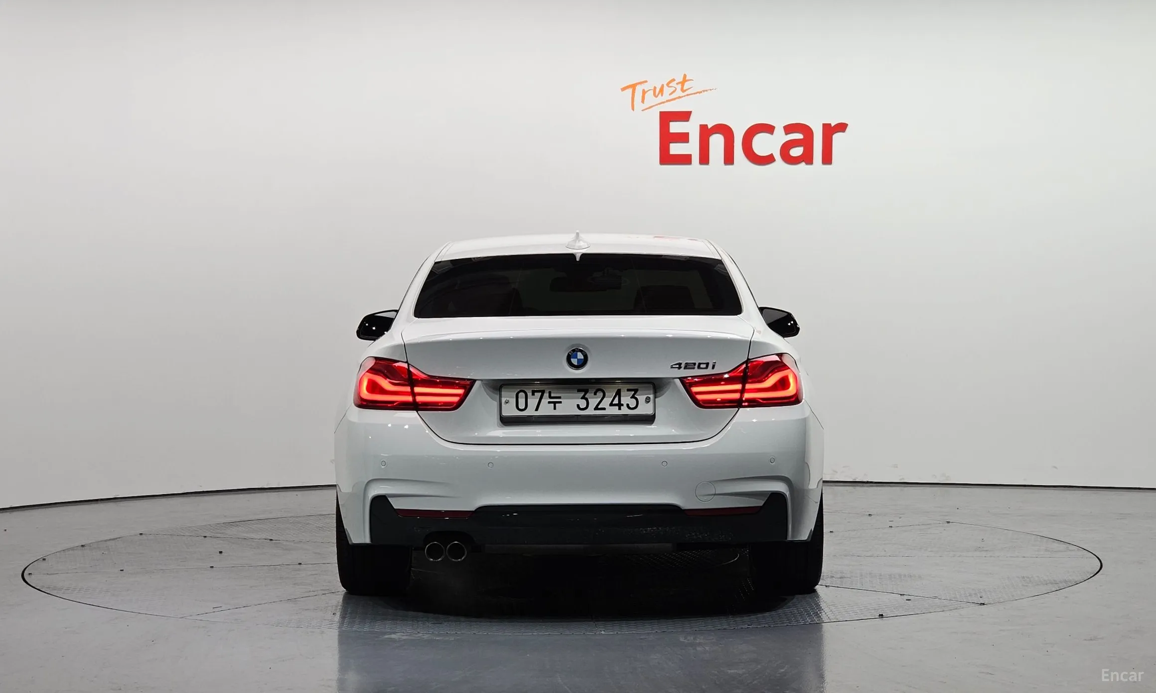 BMW Series 4 (F32) превью 3