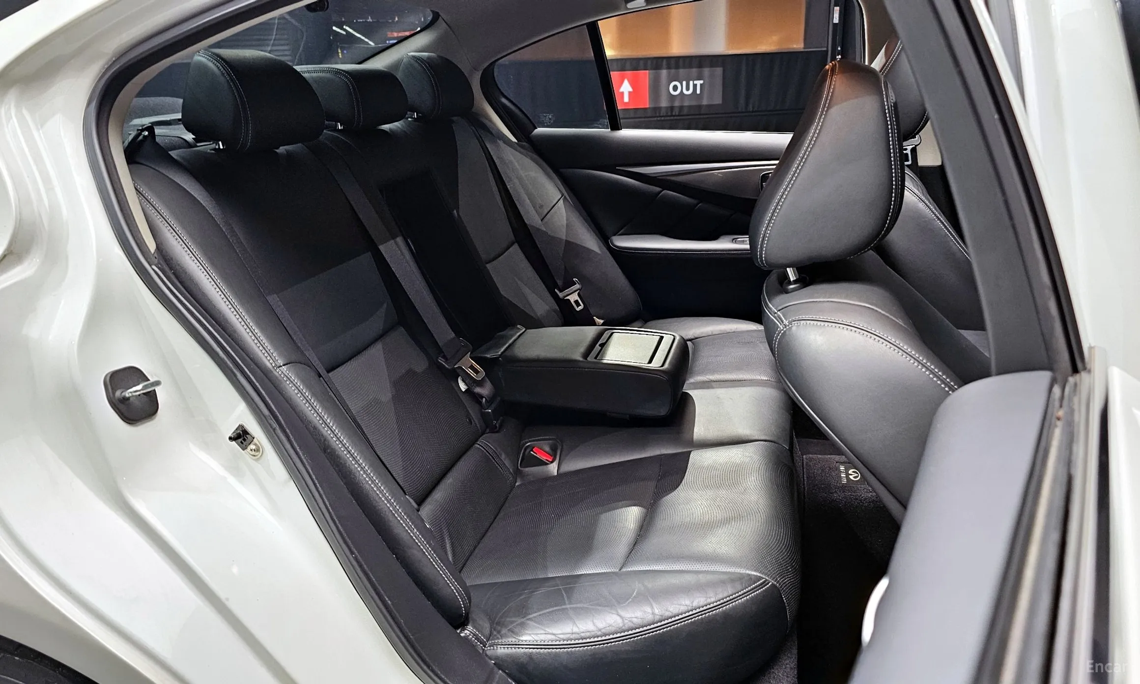 Infiniti Q50 превью 12