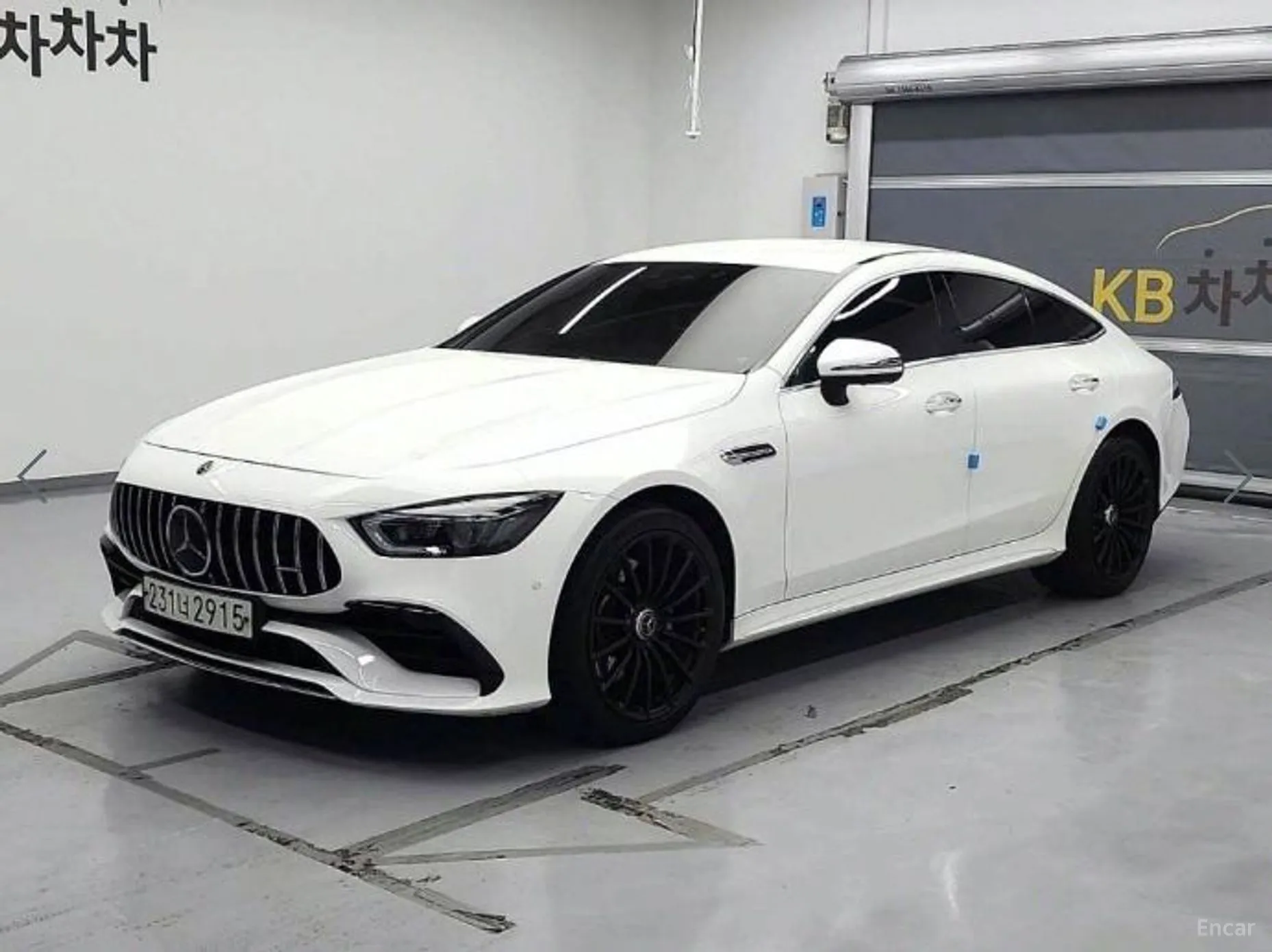 Mercedes Benz AMG GT превью 2