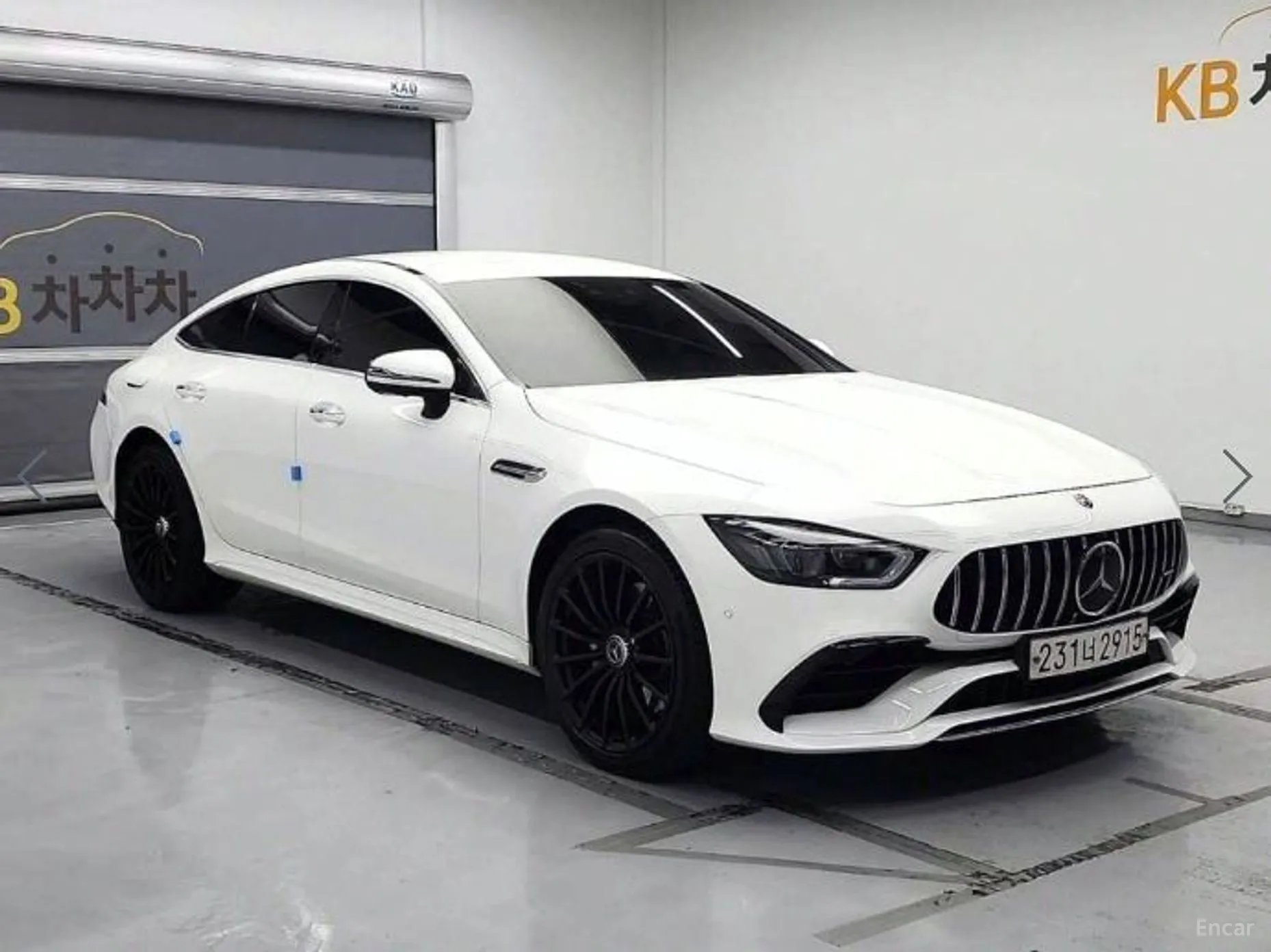 Mercedes Benz AMG GT превью 3