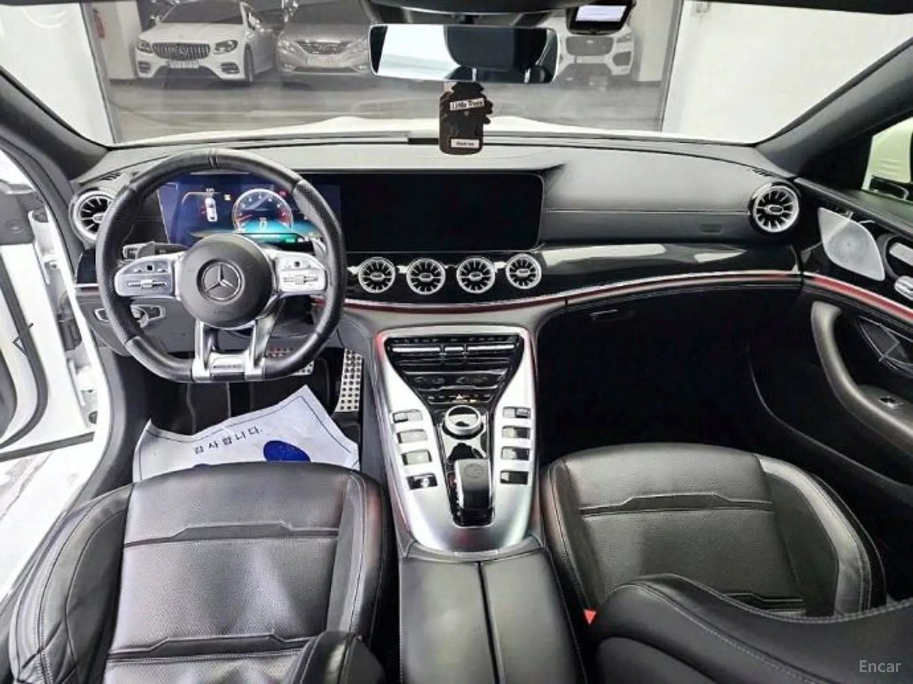 Mercedes Benz AMG GT превью 4