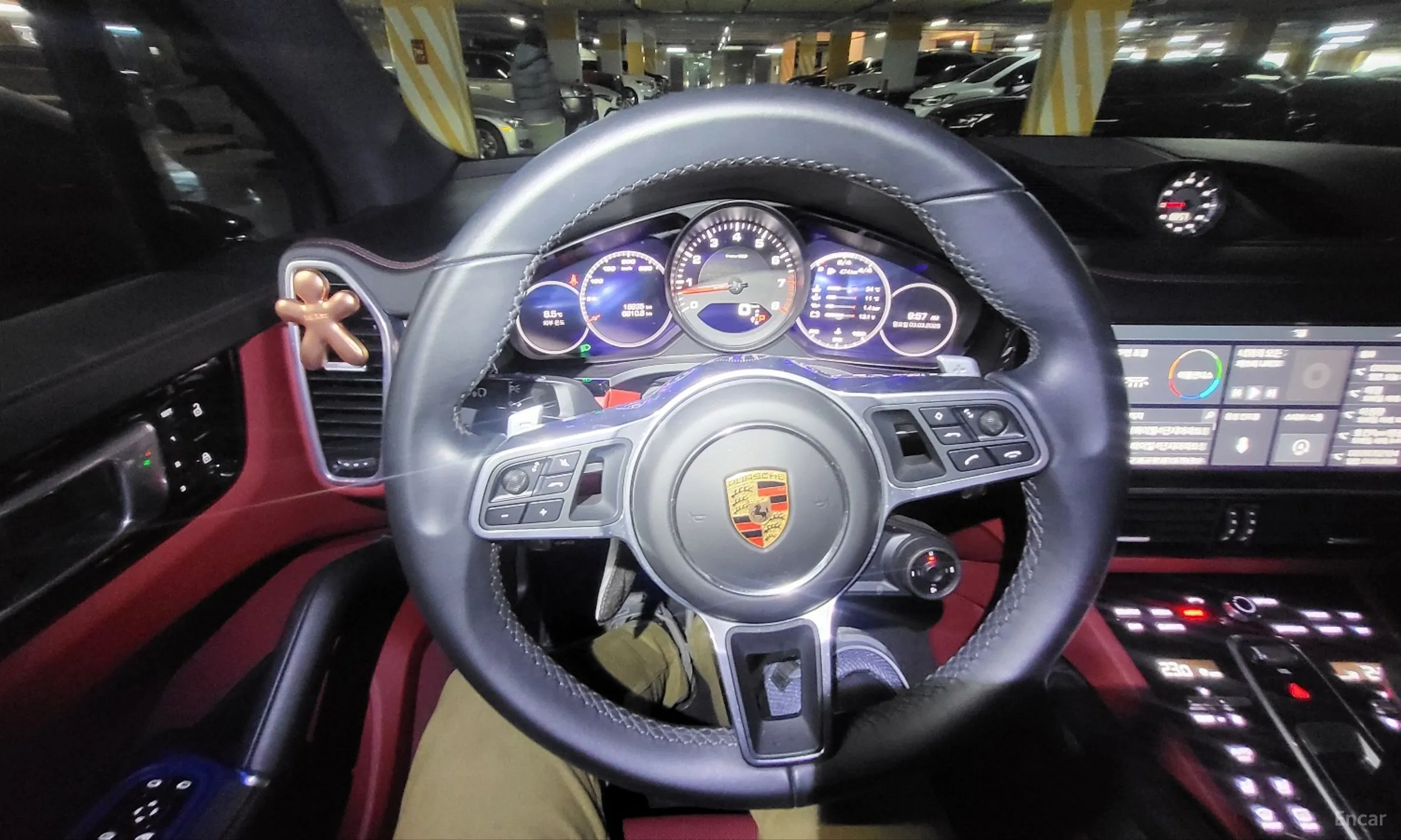 Porsche Cayenne (PO536) превью 4