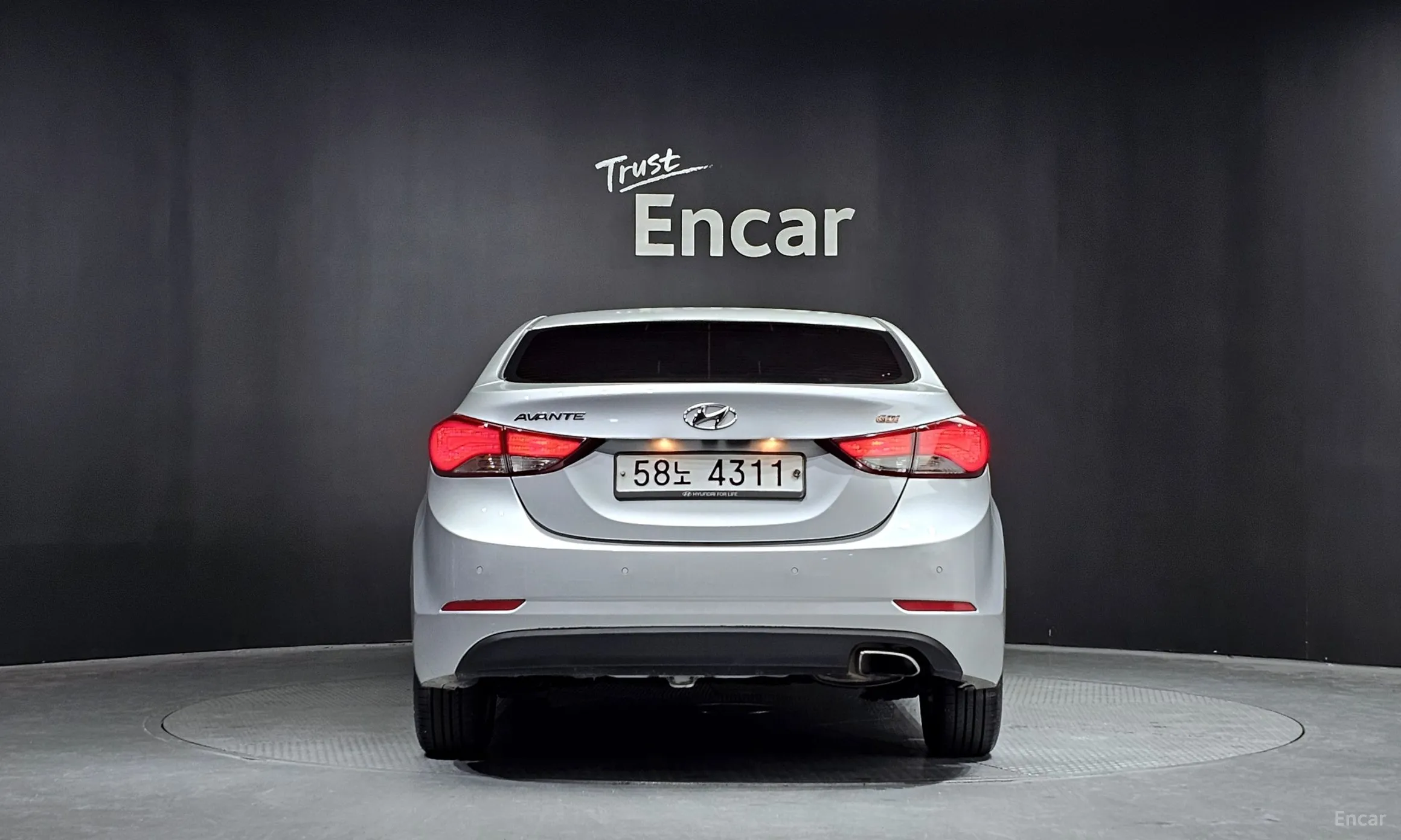 Hyundai Avante превью 3