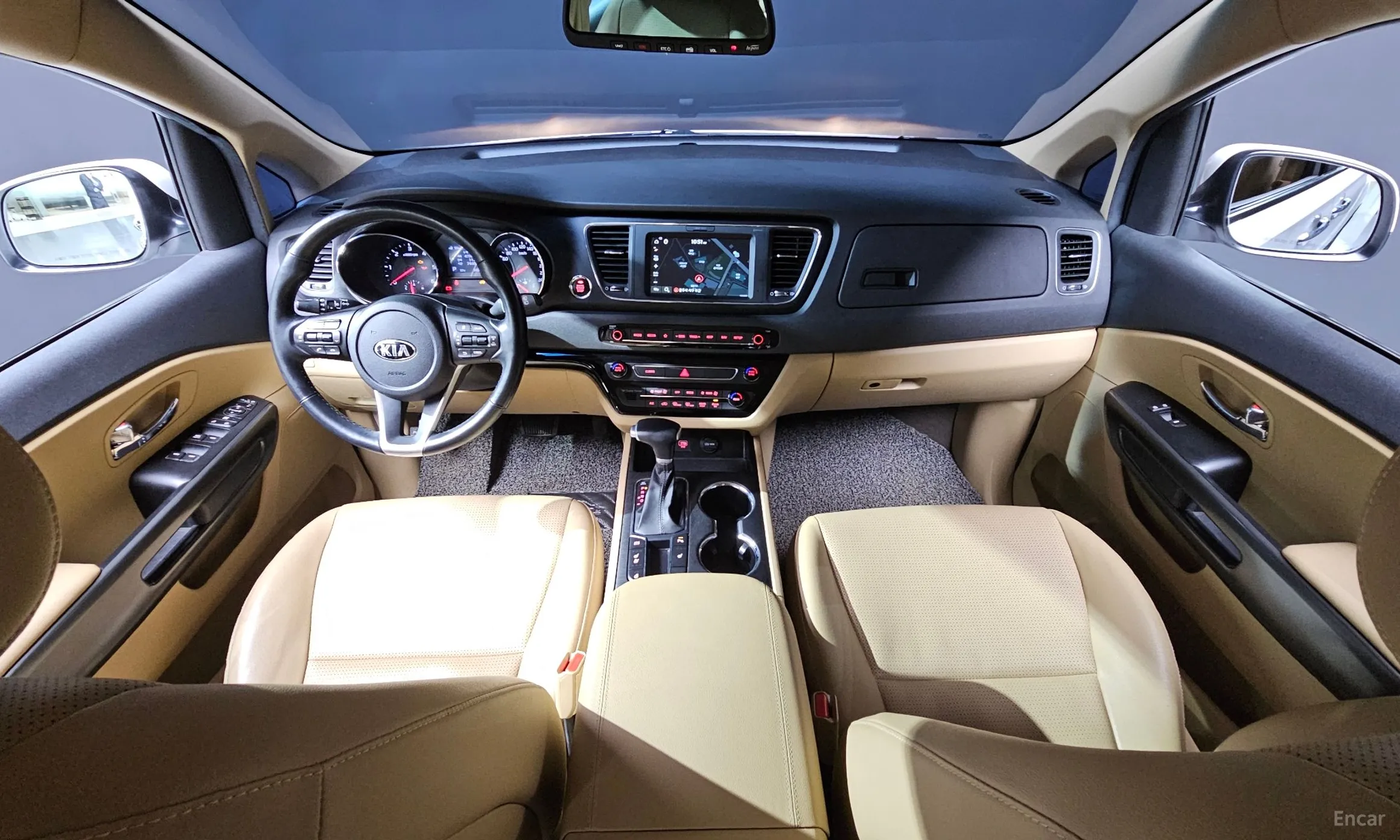 Kia Carnival превью 4