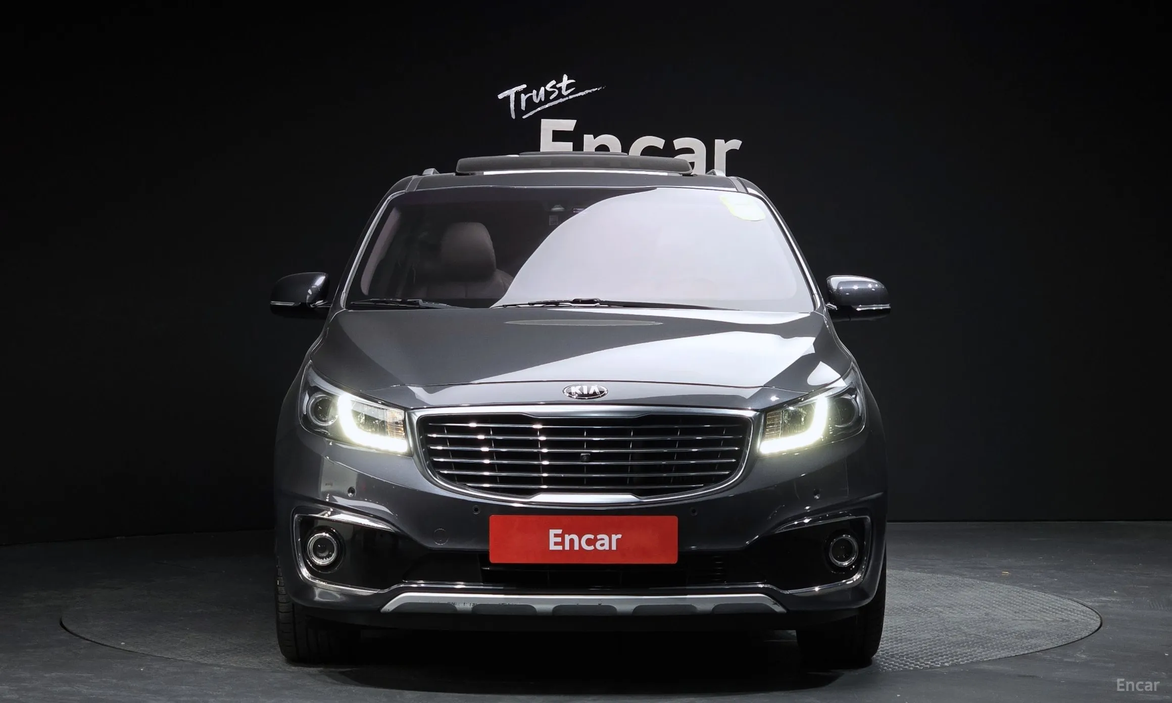 Kia Carnival превью 2