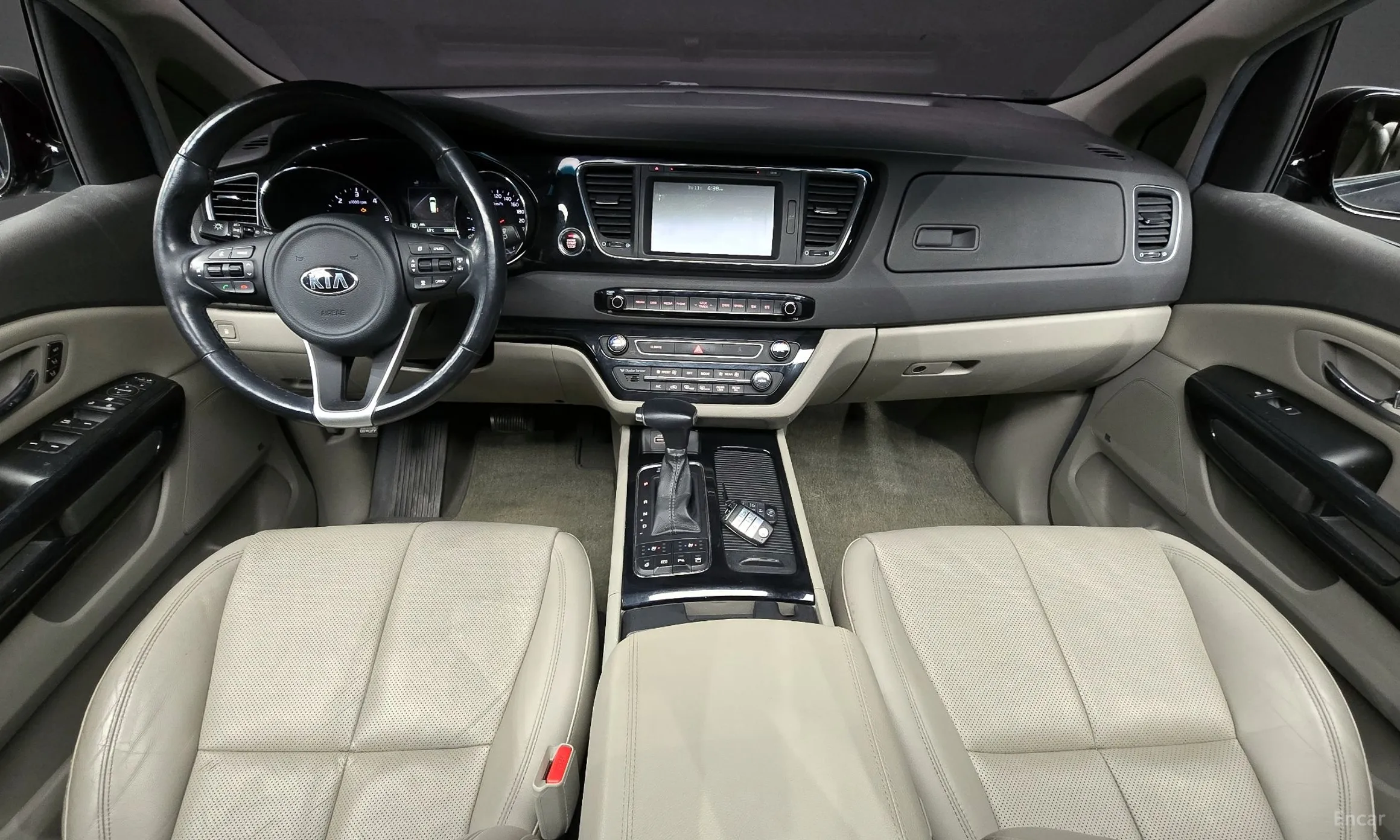Kia Carnival превью 4