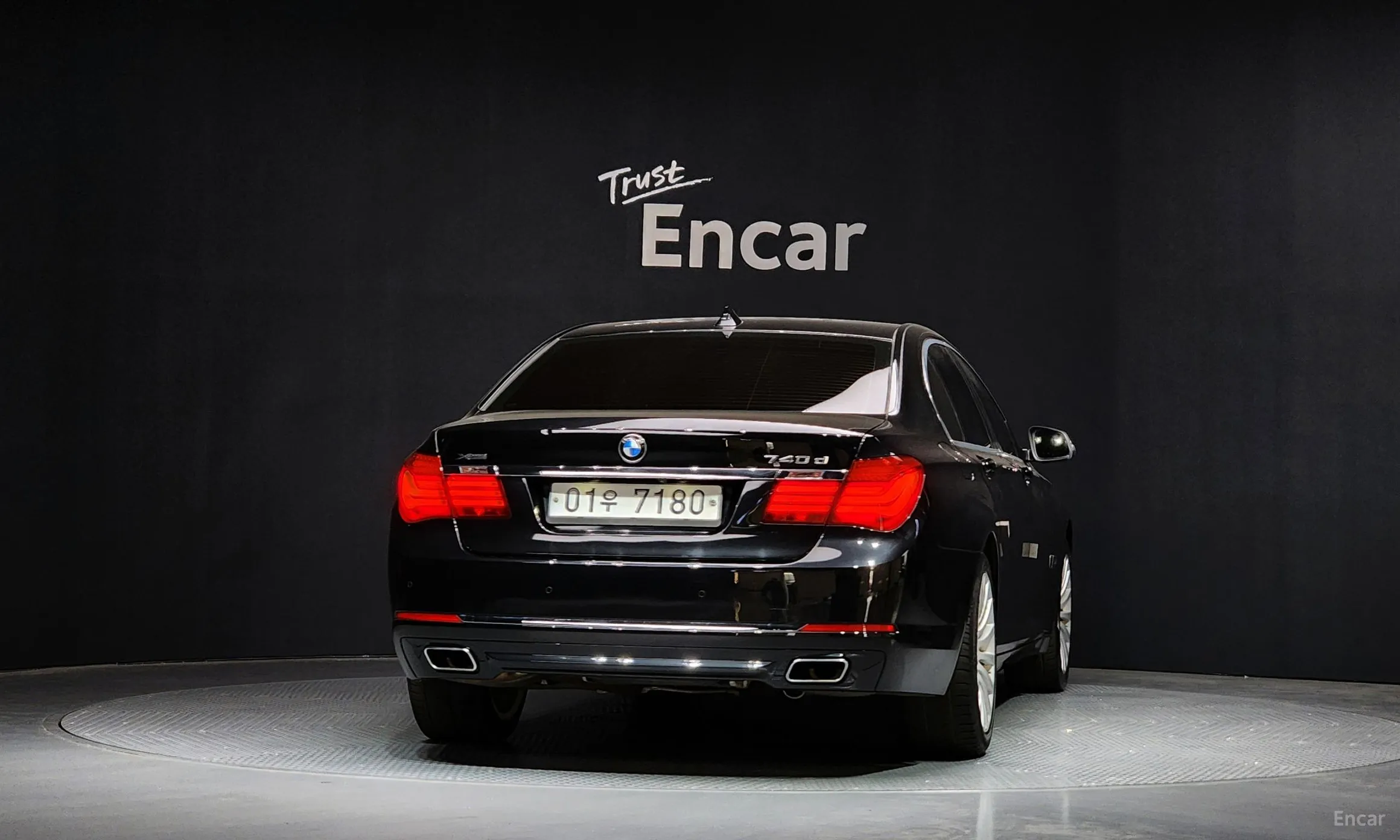 BMW 7 Series (F01) превью 3
