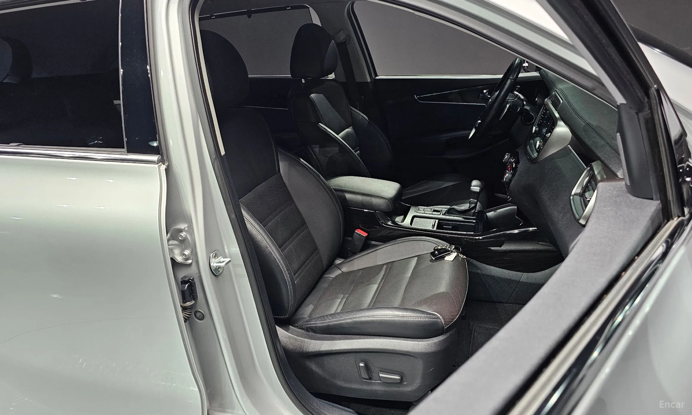 Kia Sorento превью 10