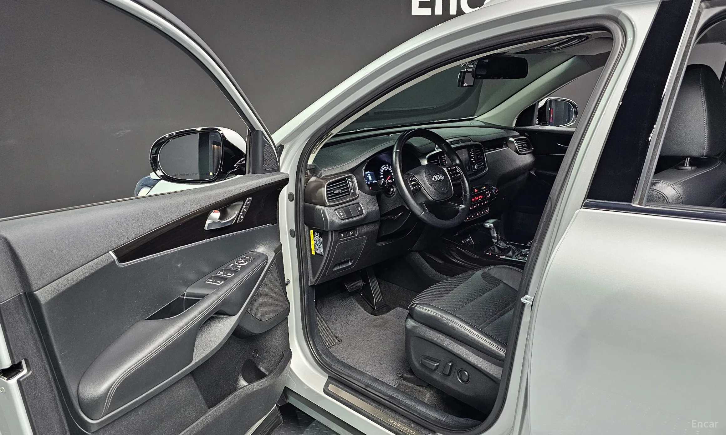 Kia Sorento превью 11
