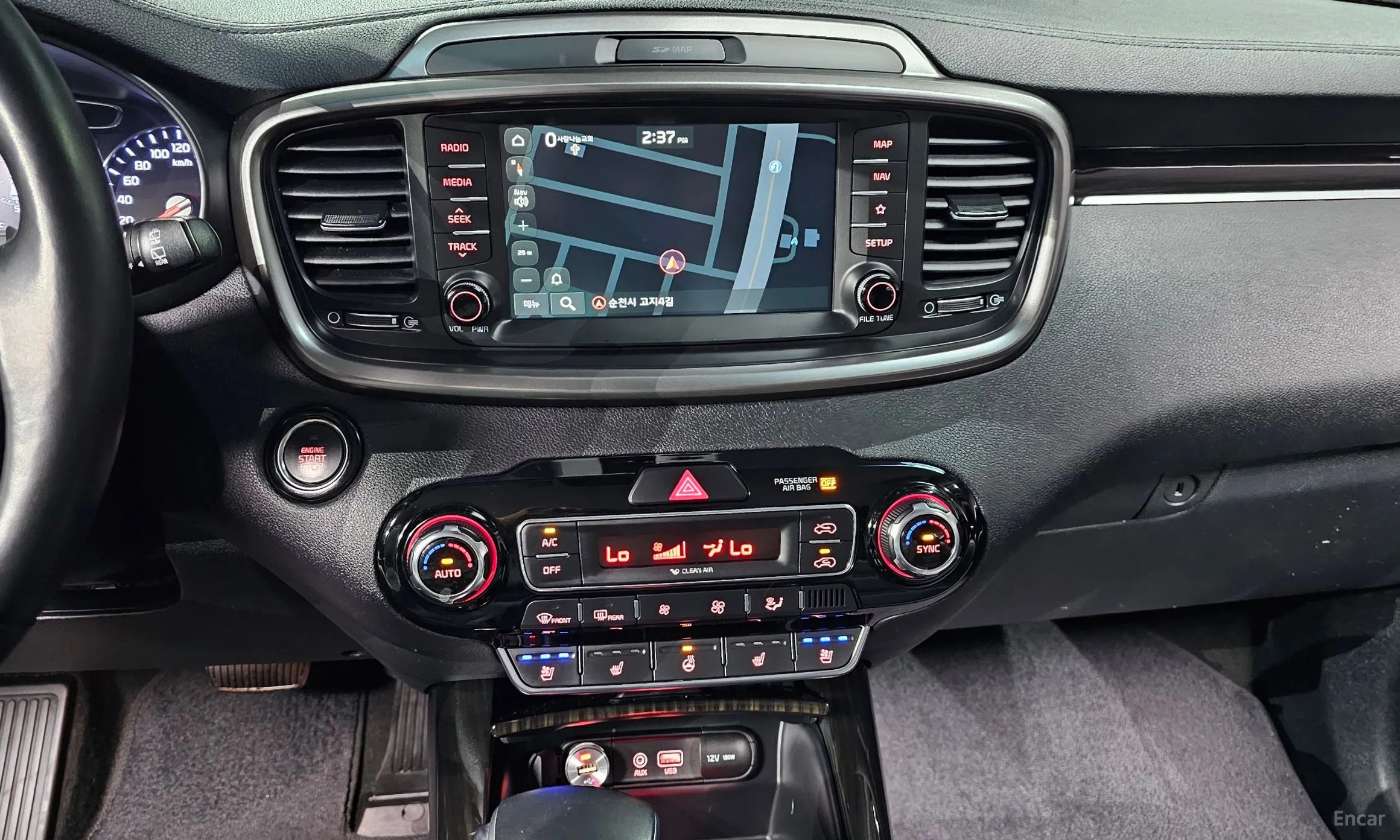 Kia Sorento превью 14