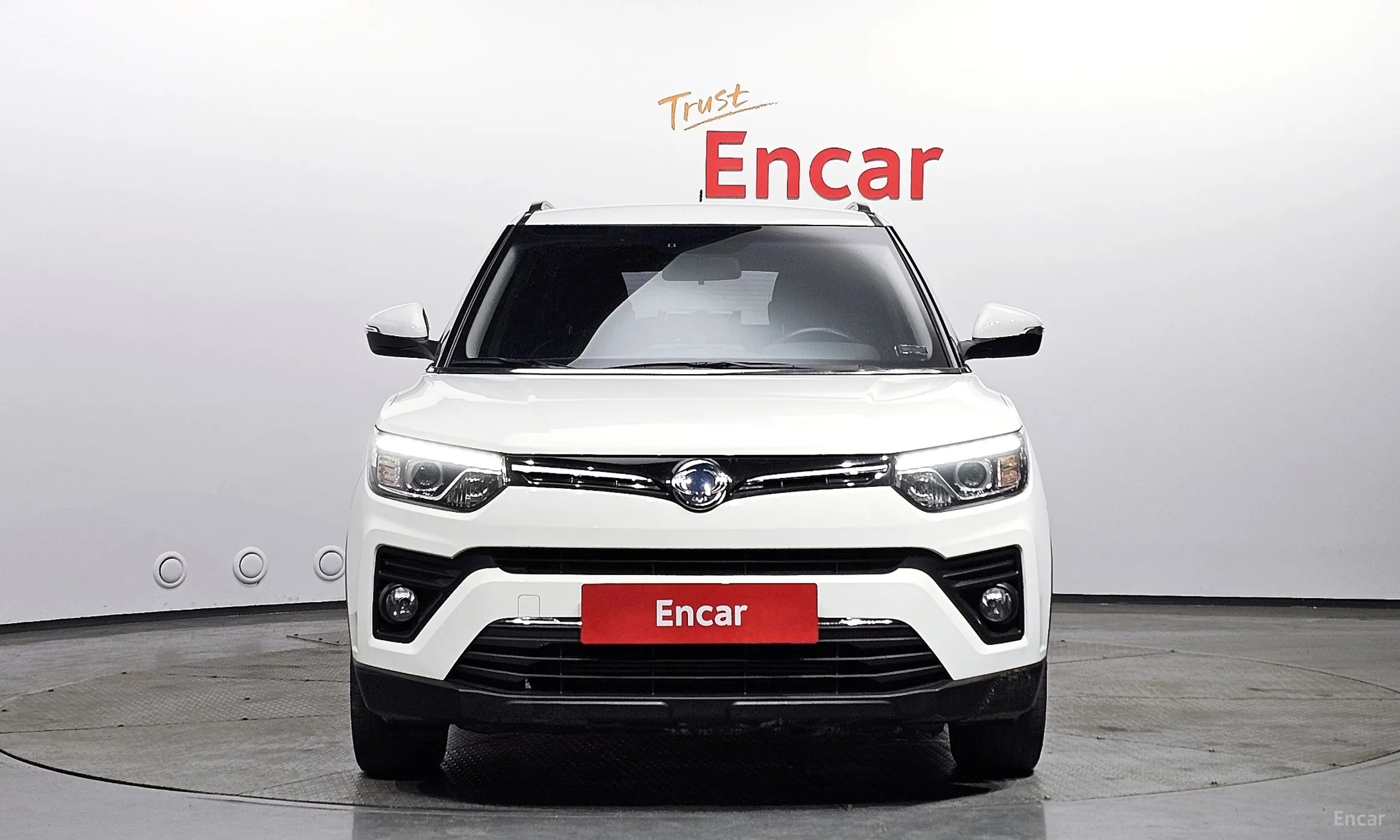 KG Mobility (SsangYong) Berry New Tivoli превью 2