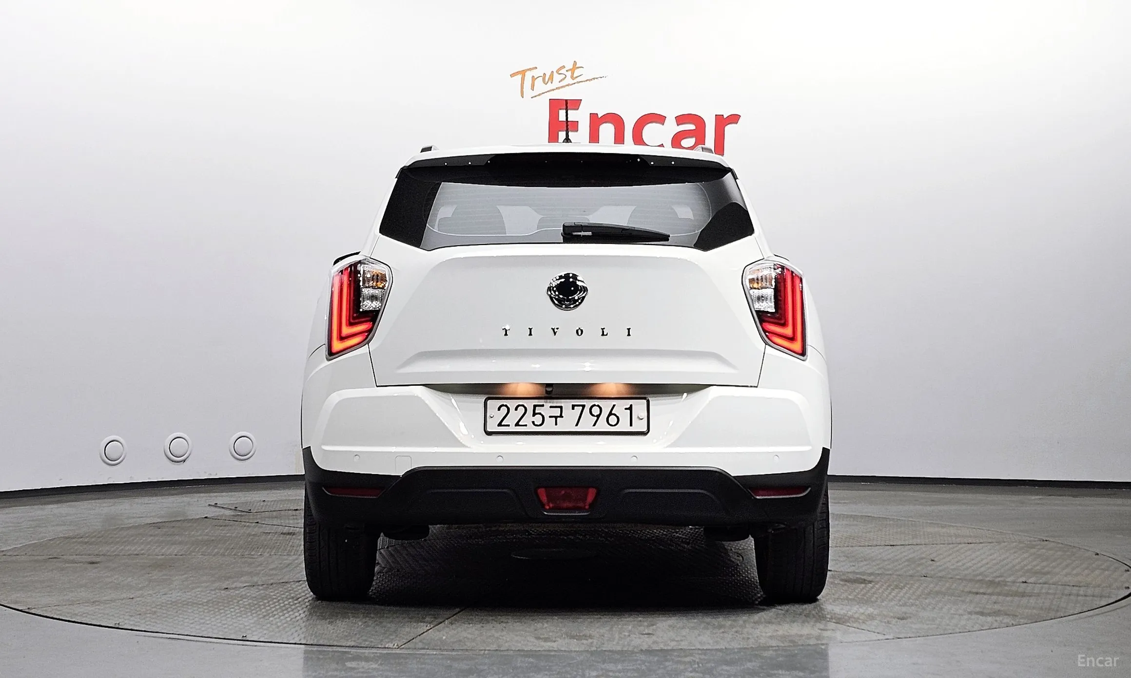 KG Mobility (SsangYong) Berry New Tivoli превью 3