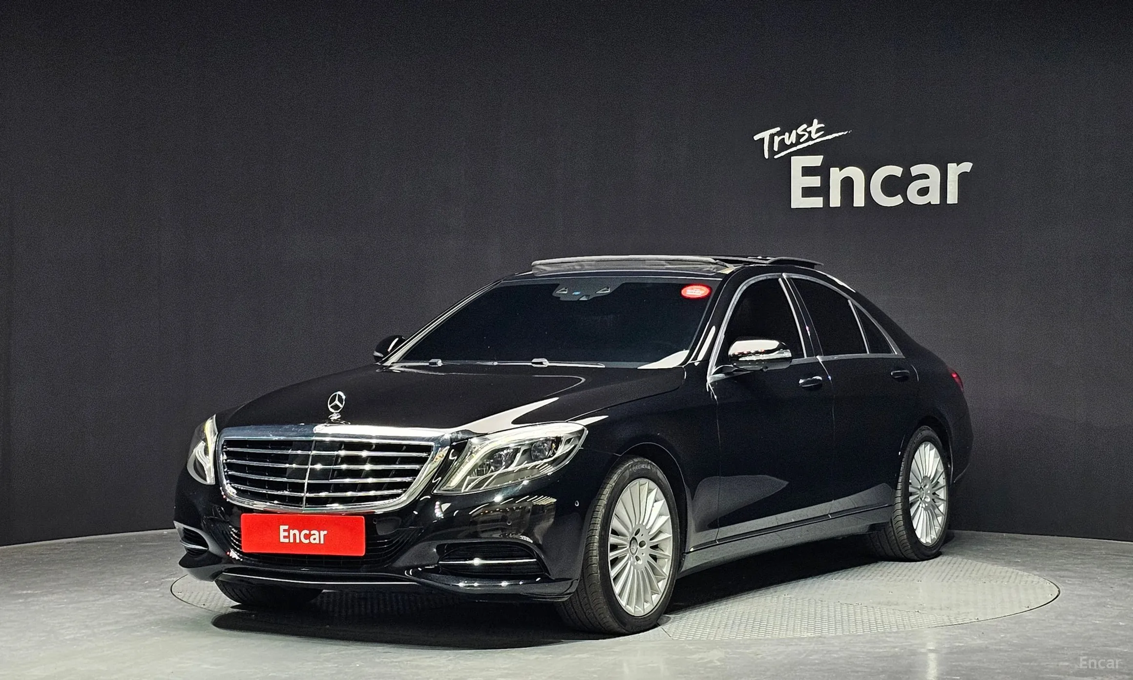 Mercedes Benz S-Class W222