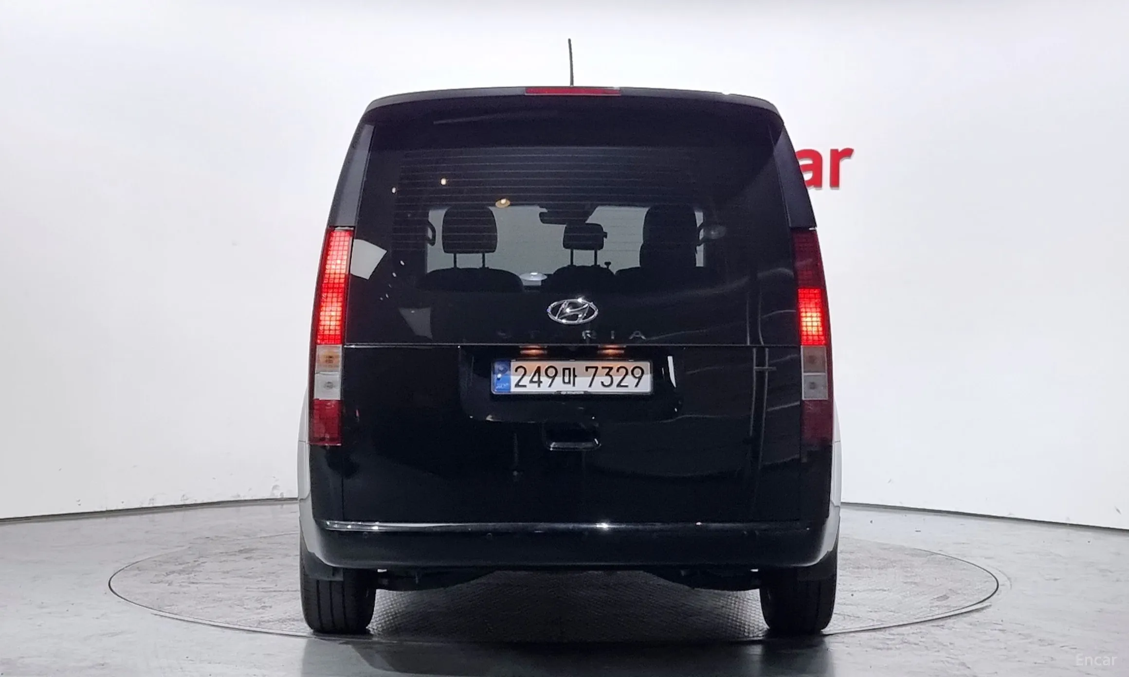 Hyundai Staria превью 3