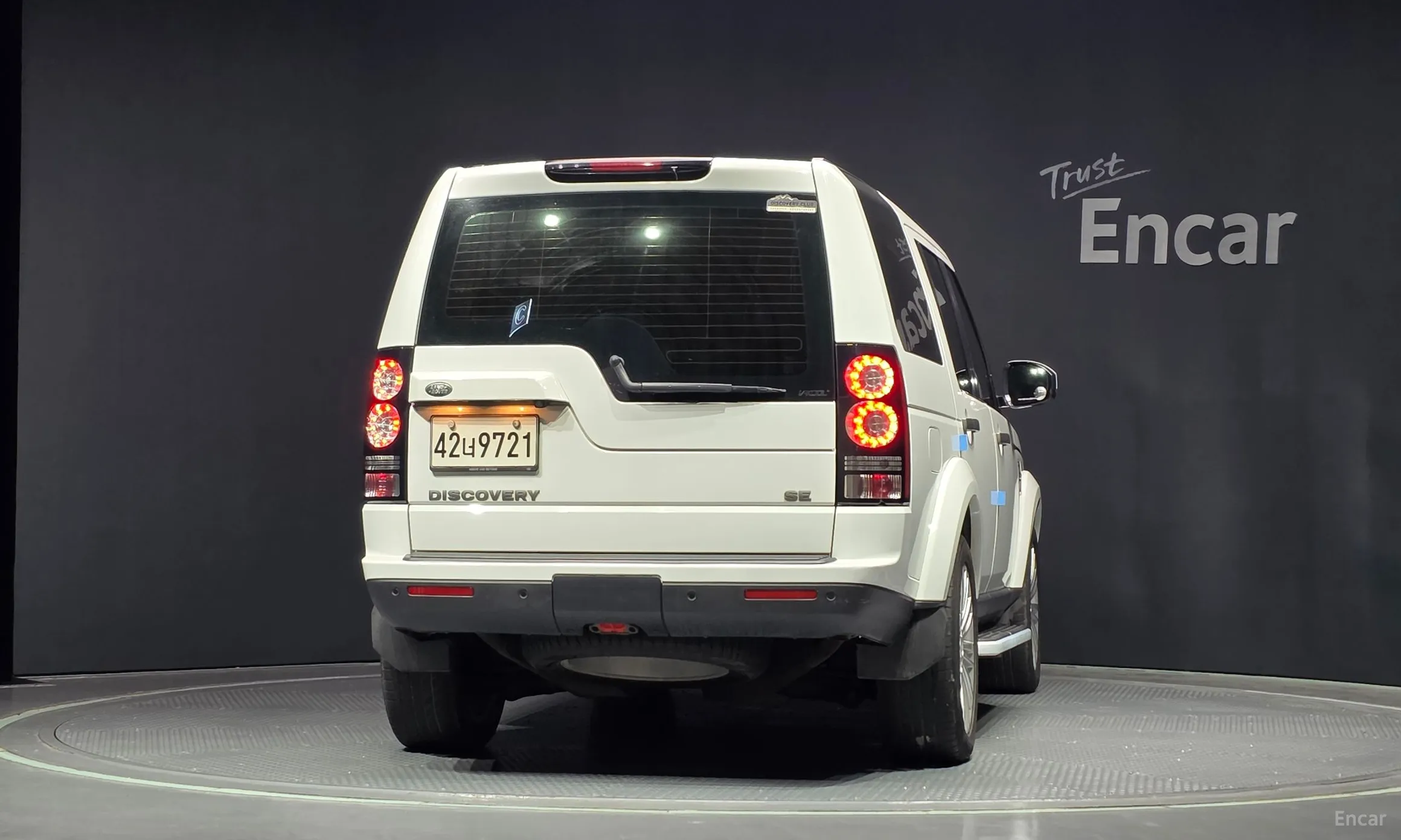 Land Rover Discovery 4 превью 3