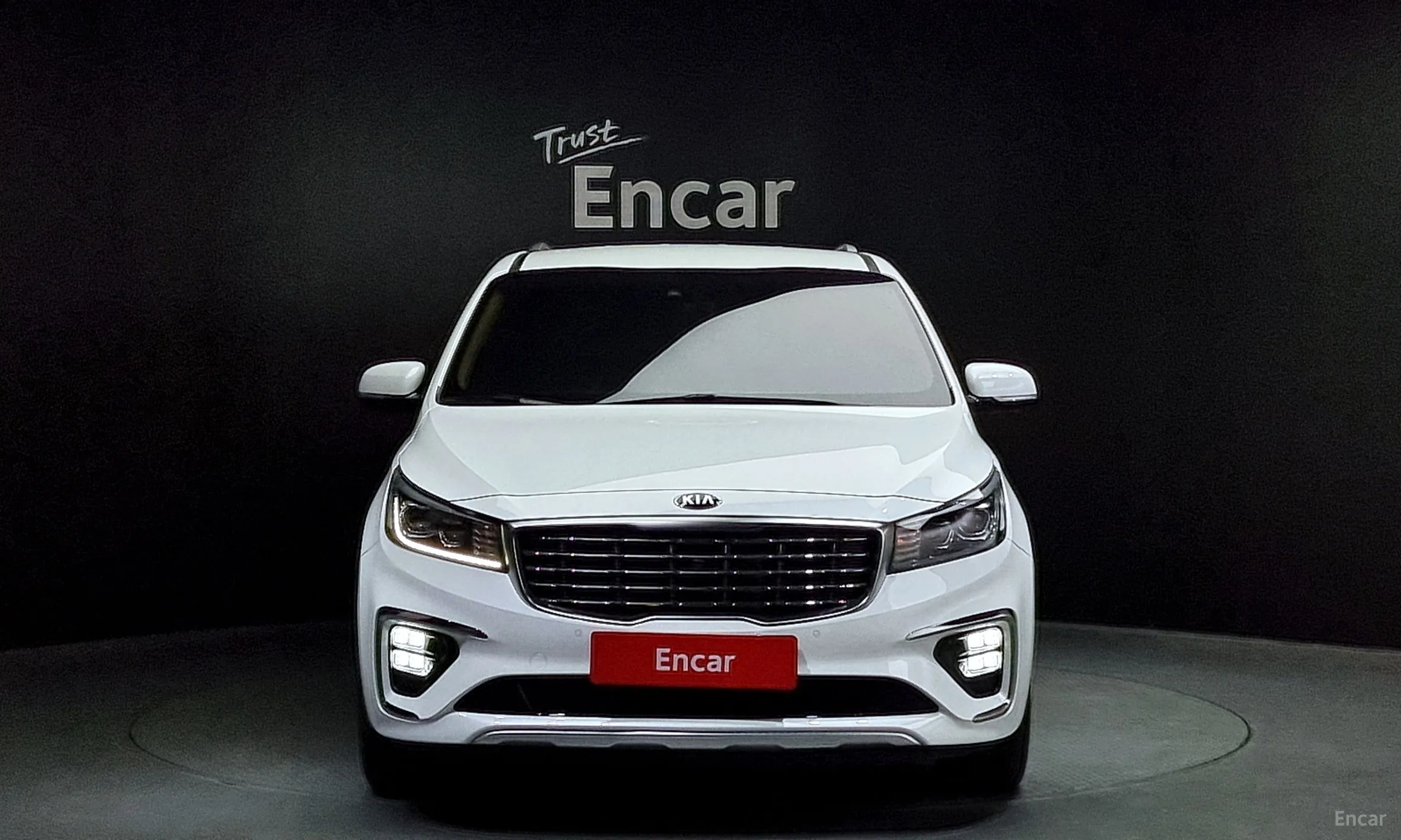 Kia Carnival превью 2
