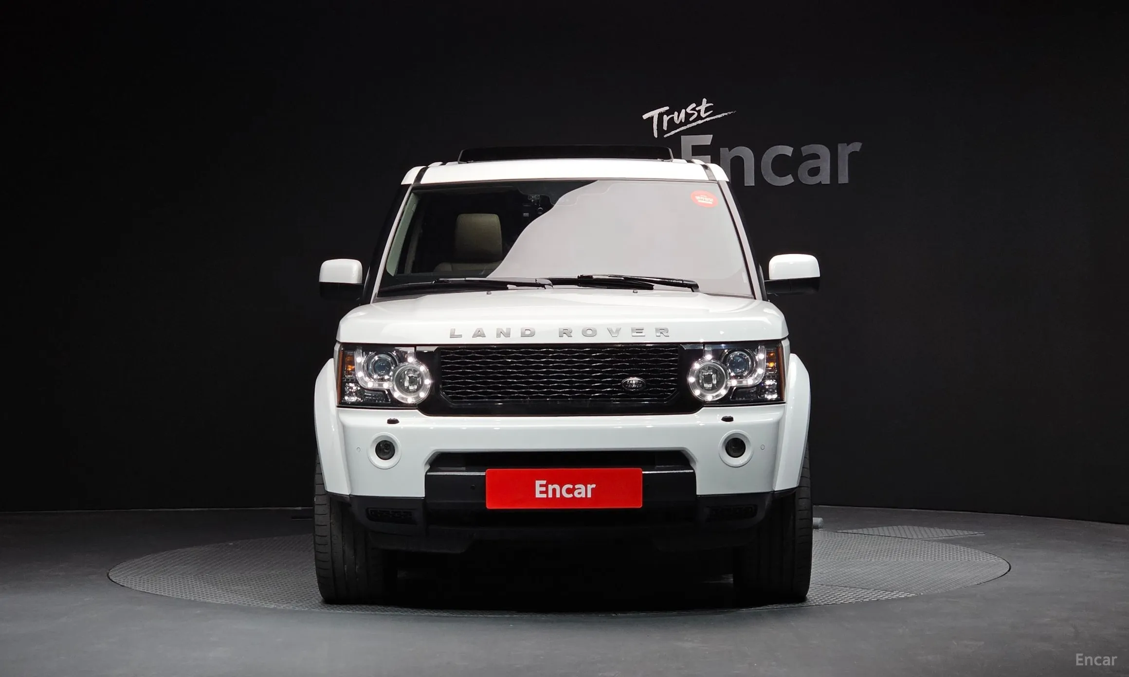 Land Rover Discovery 4 превью 2
