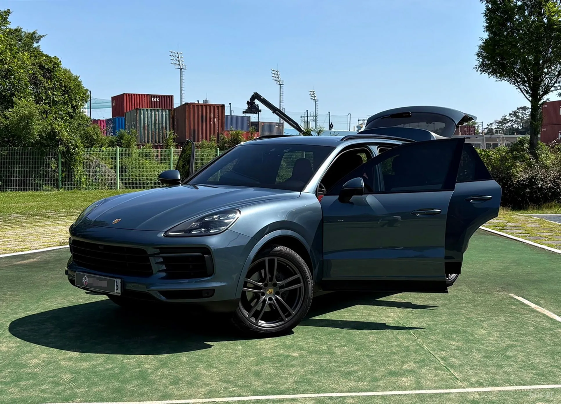 Porsche Cayenne (PO536) превью 3
