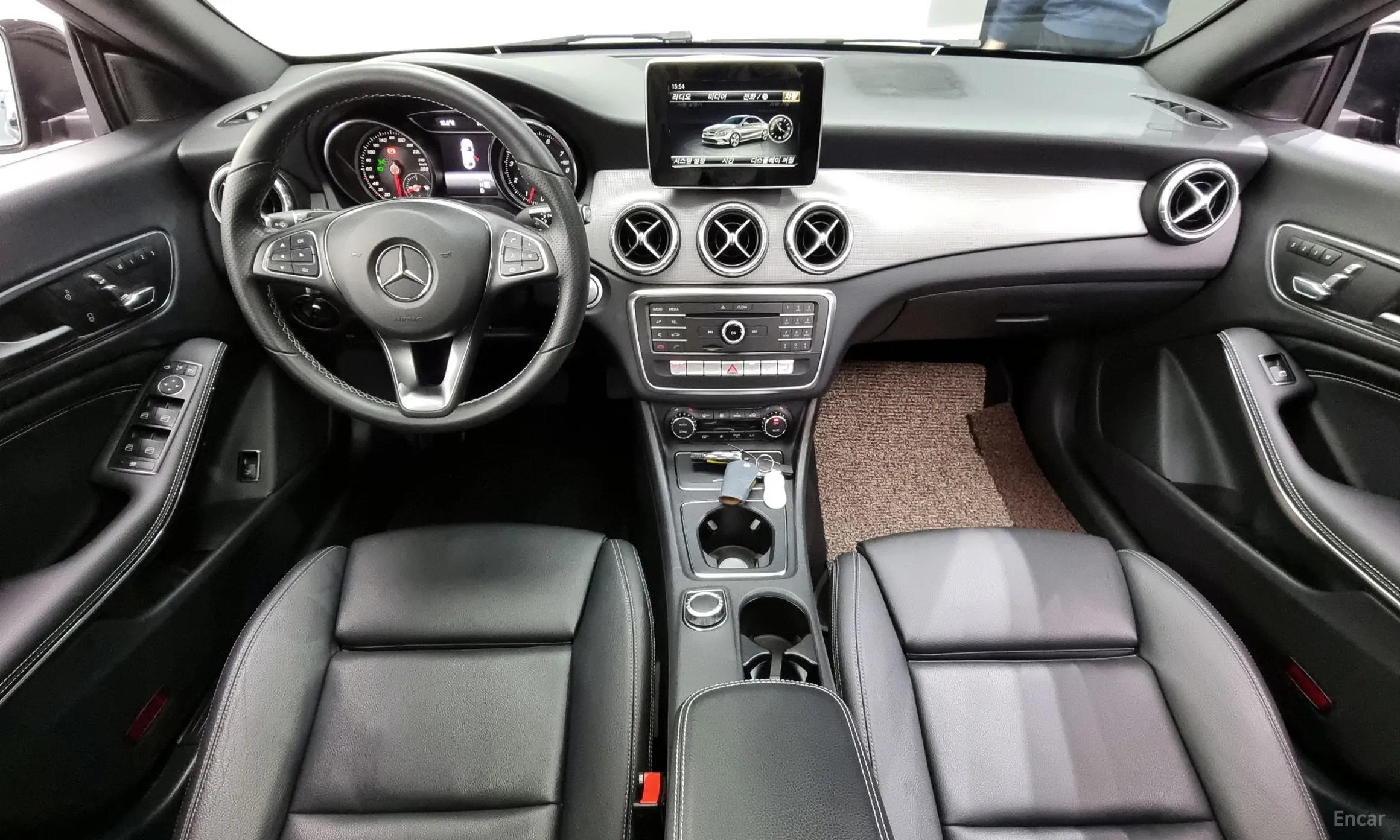 Mercedes Benz CLA-Class C117 превью 4