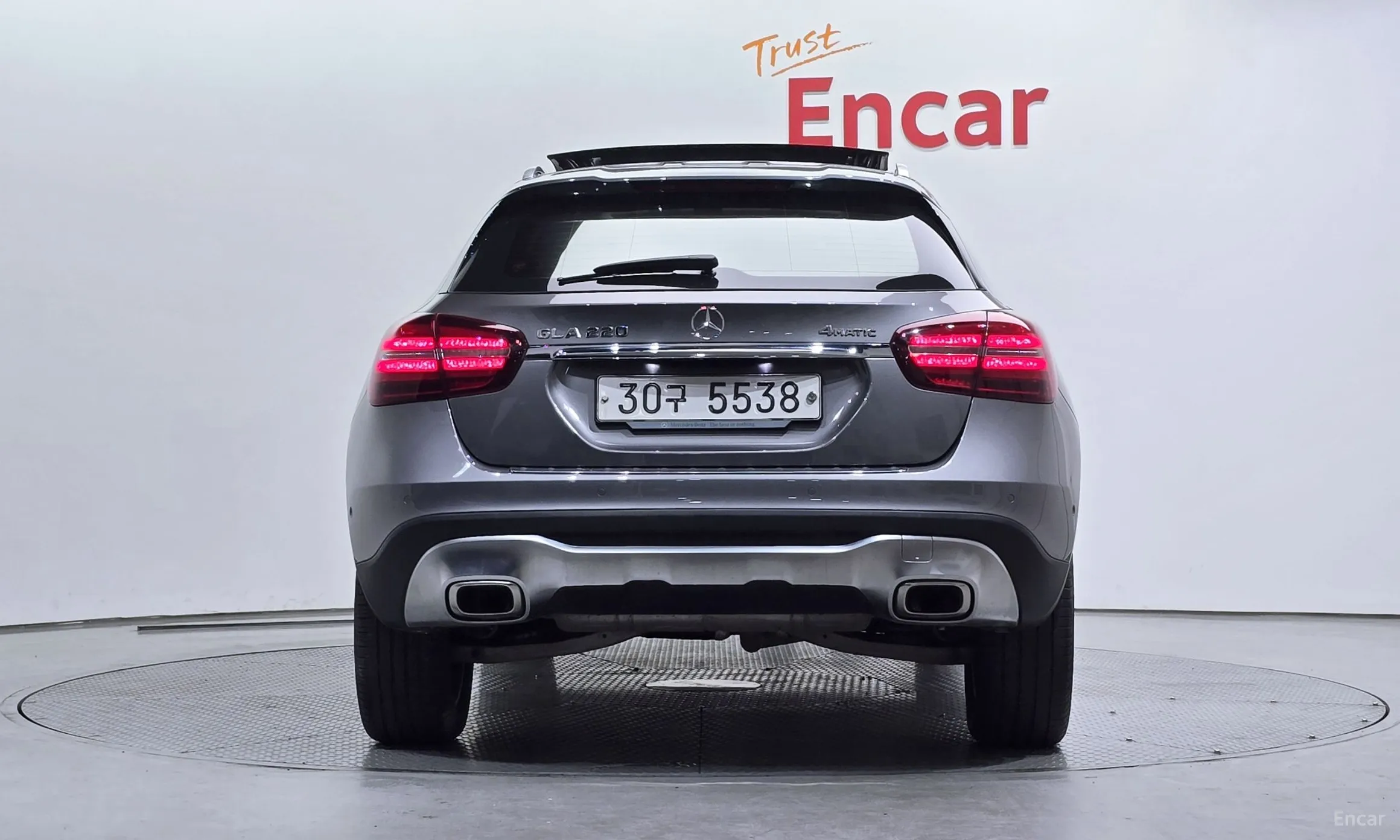 Mercedes Benz GLA-Class X156 превью 3