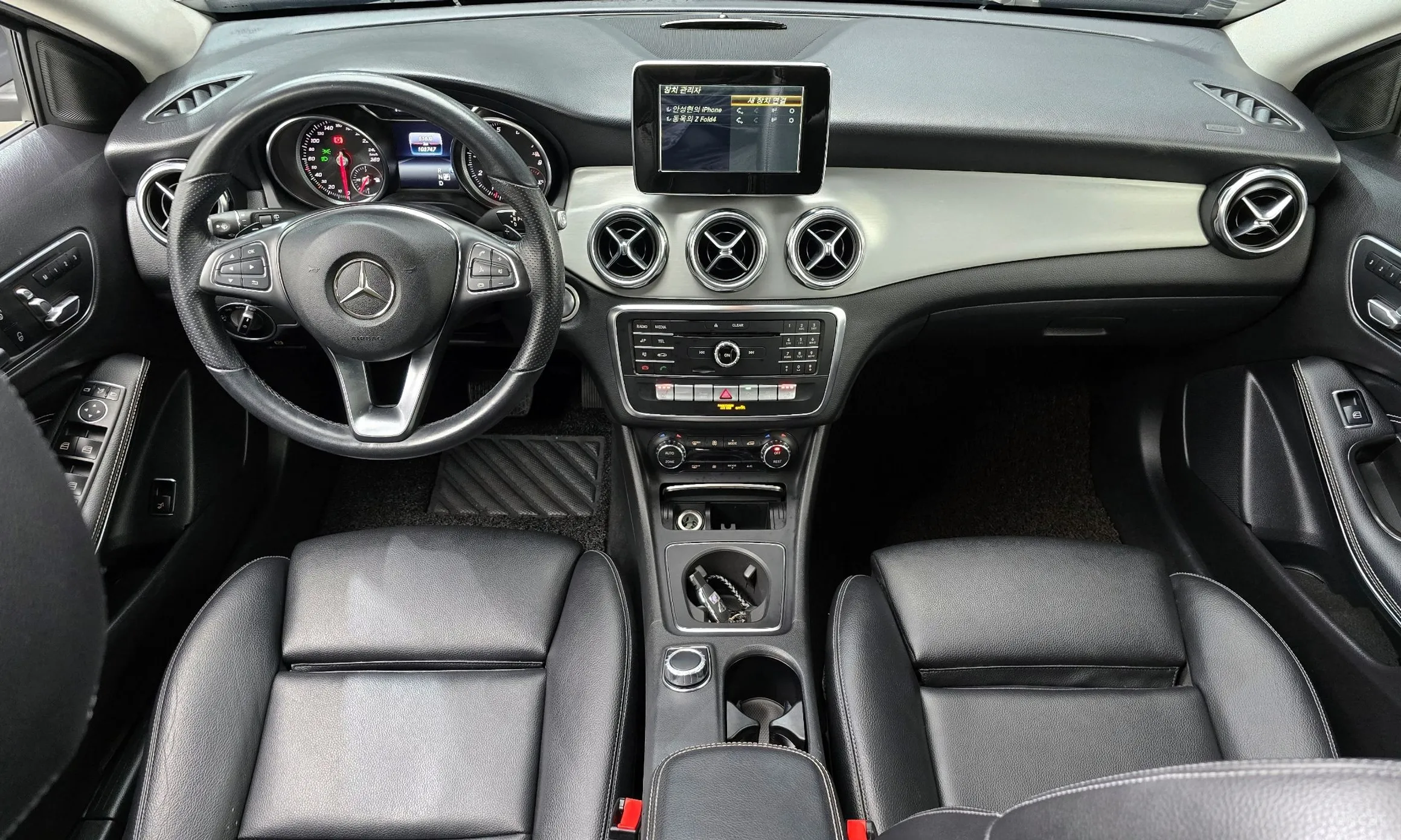 Mercedes Benz GLA-Class X156 превью 4