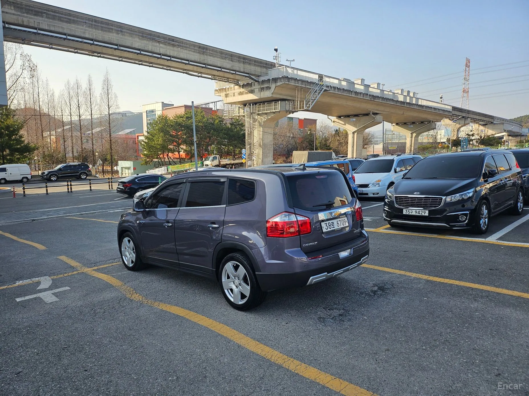 Chevrolet (GM Daewoo) Orlando превью 3