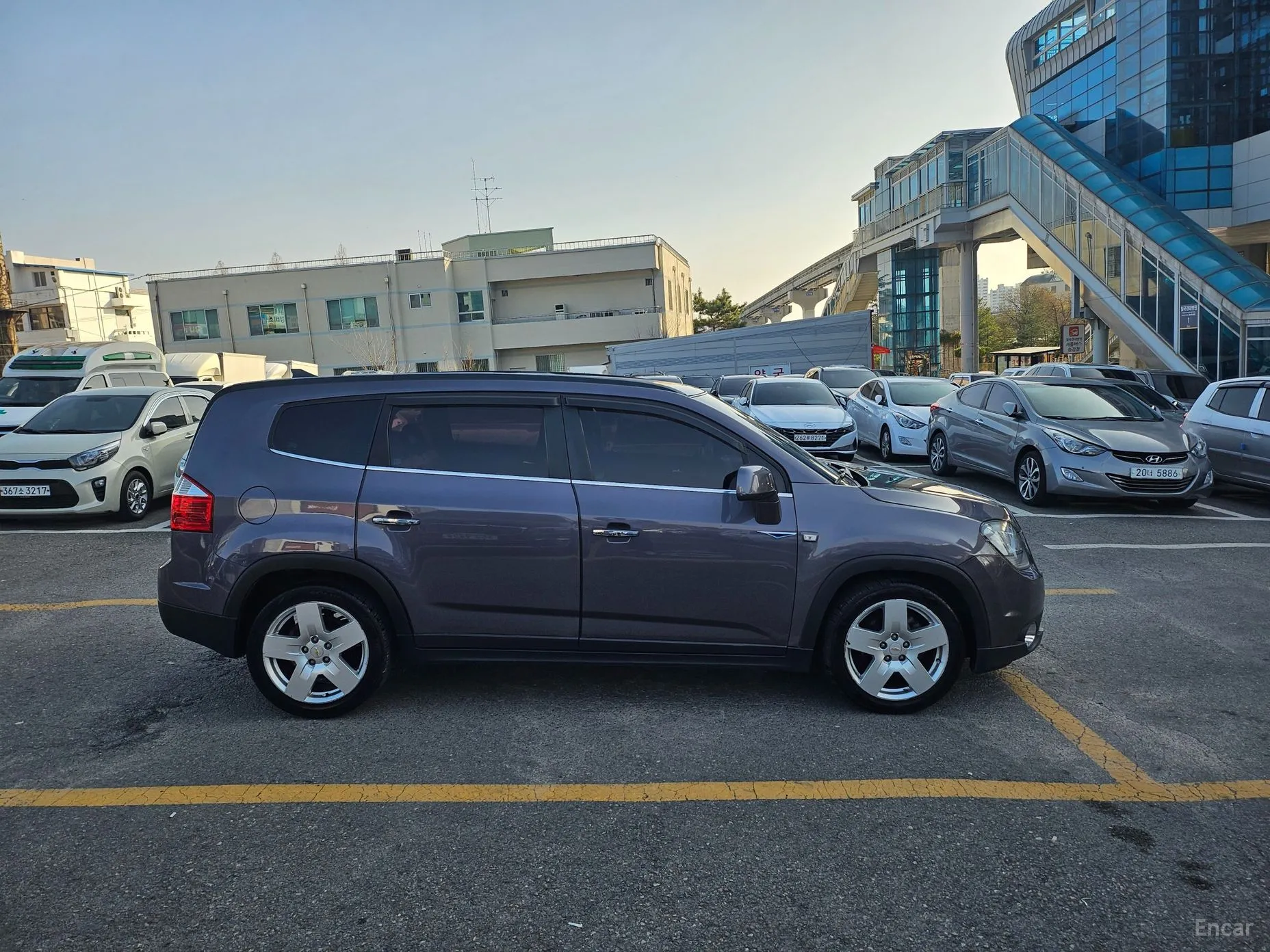 Chevrolet (GM Daewoo) Orlando превью 4