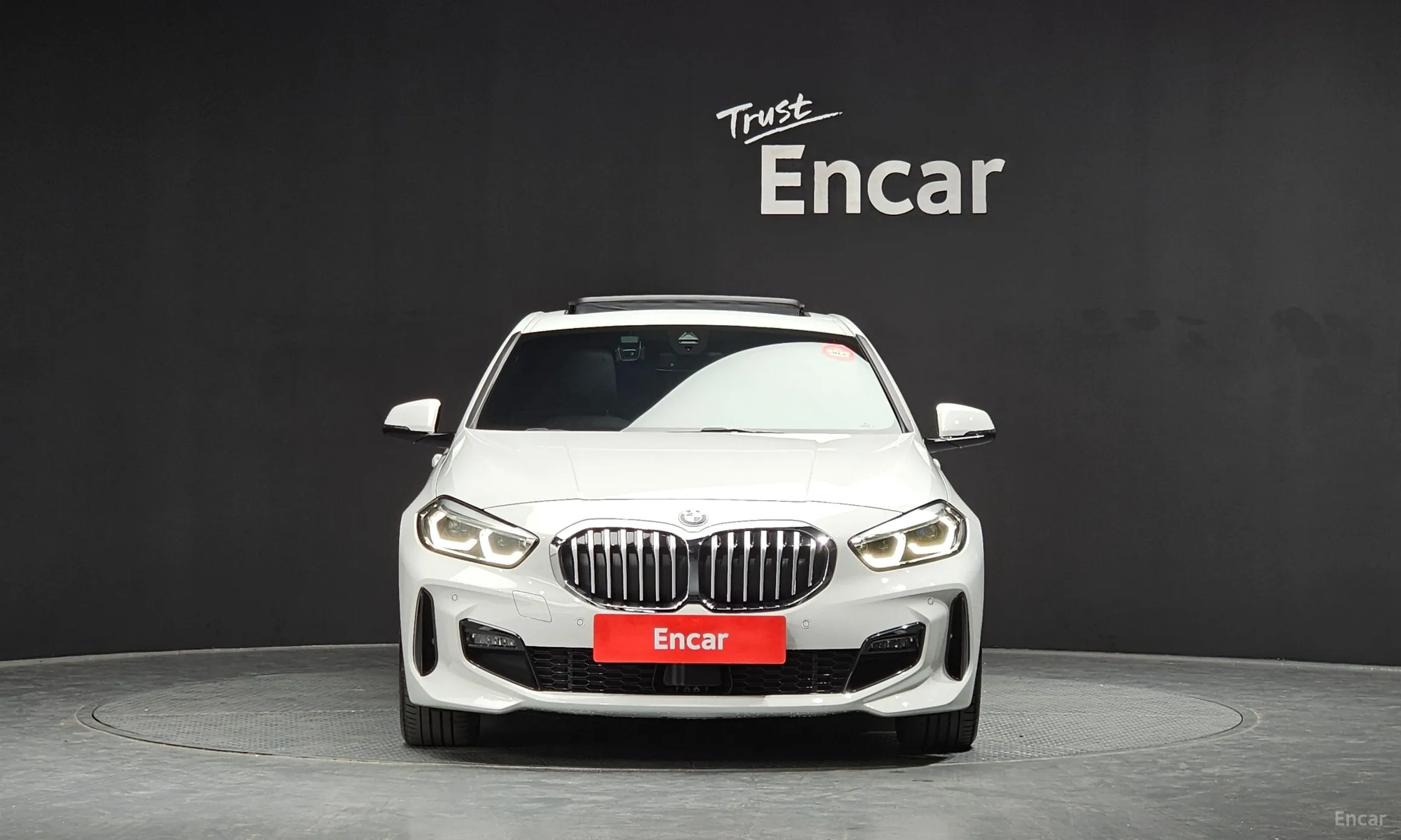 BMW 1 Series (F40) превью 2