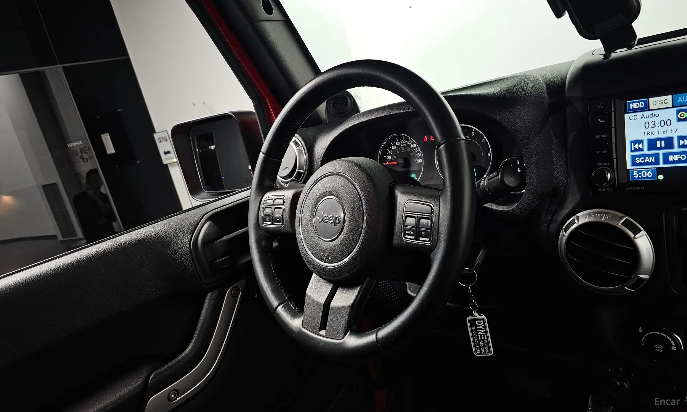 Jeep Wrangler (JK) превью 13