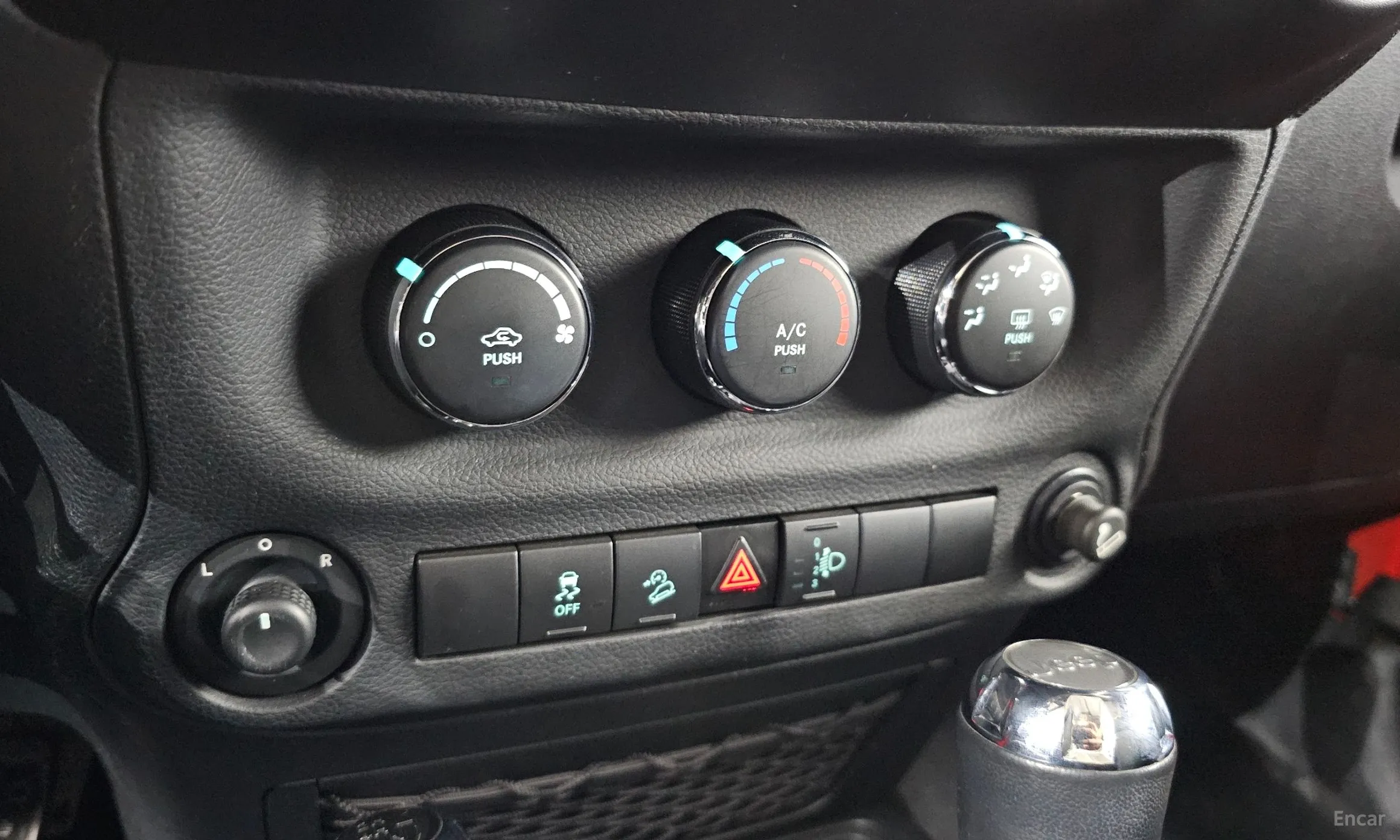 Jeep Wrangler (JK) превью 16