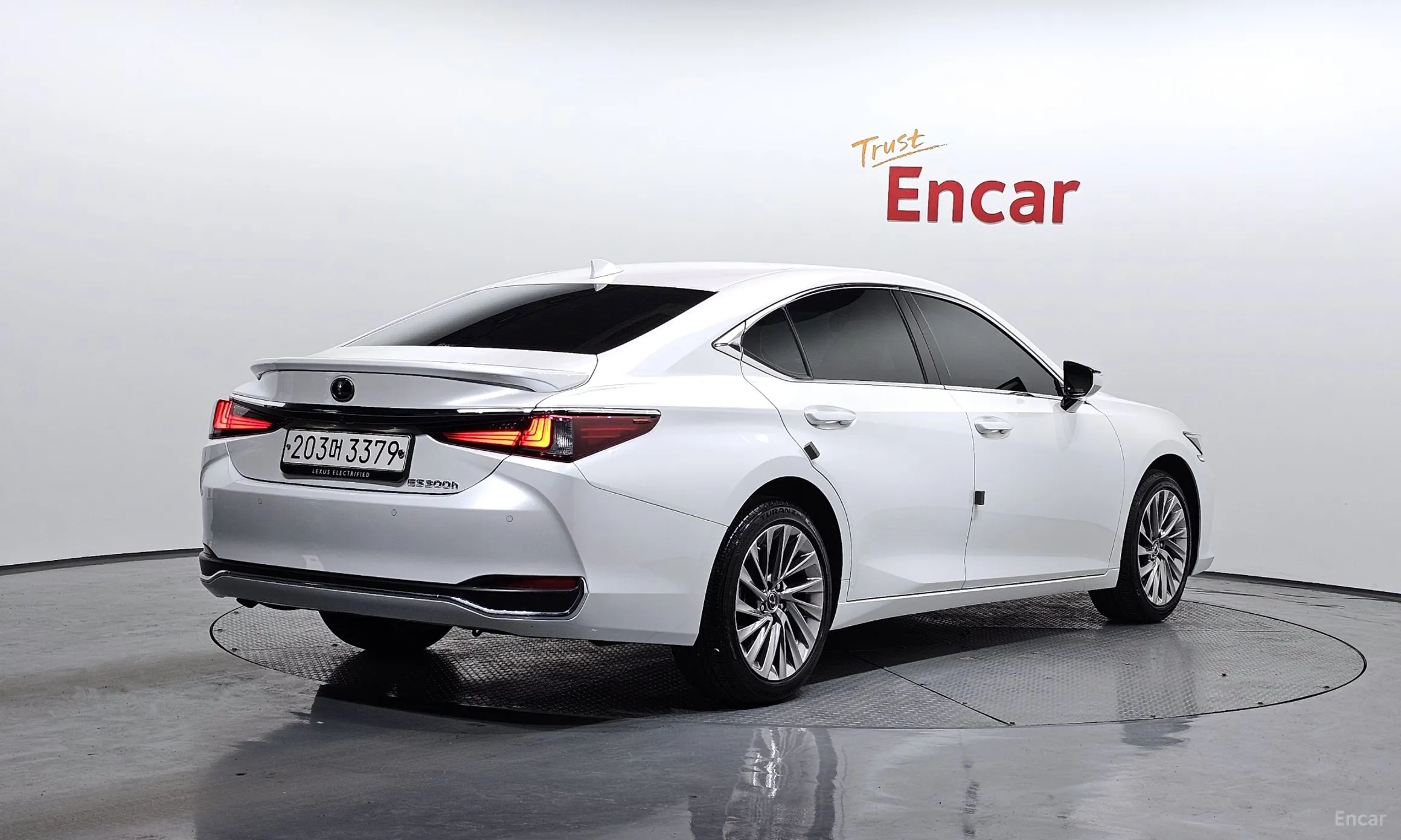 Lexus ES300h 7th Generation