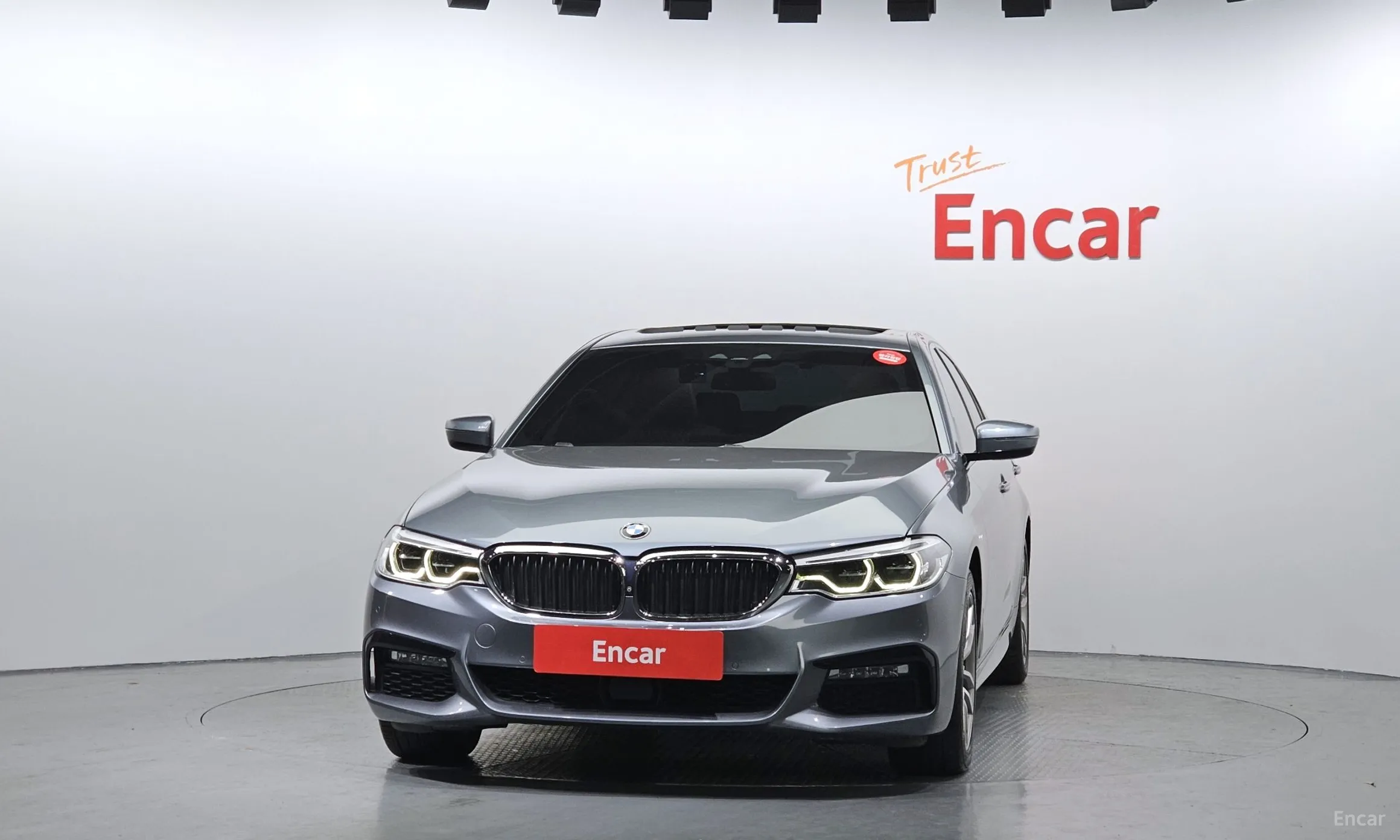 BMW 5 Series (G30)