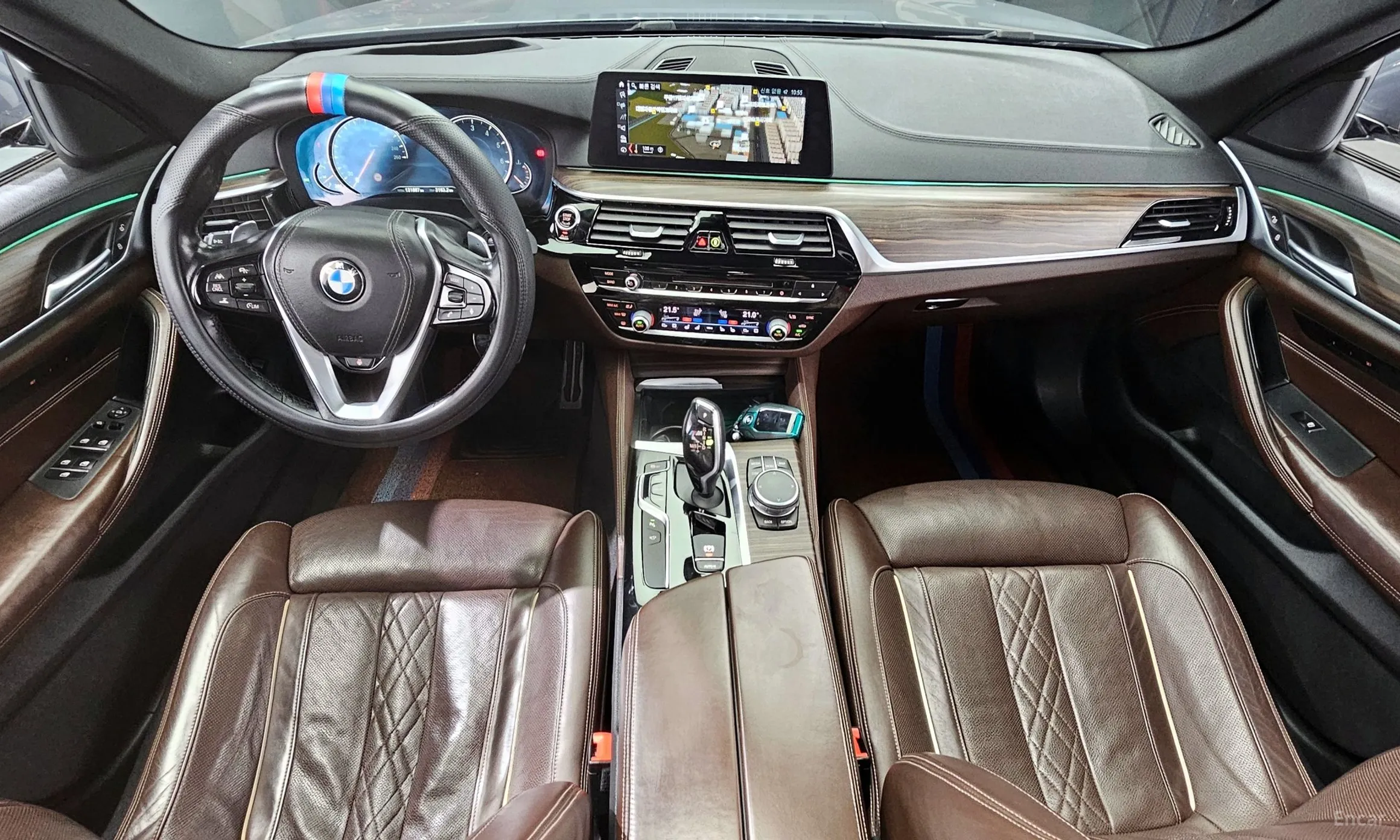 BMW 5 Series (G30) превью 4