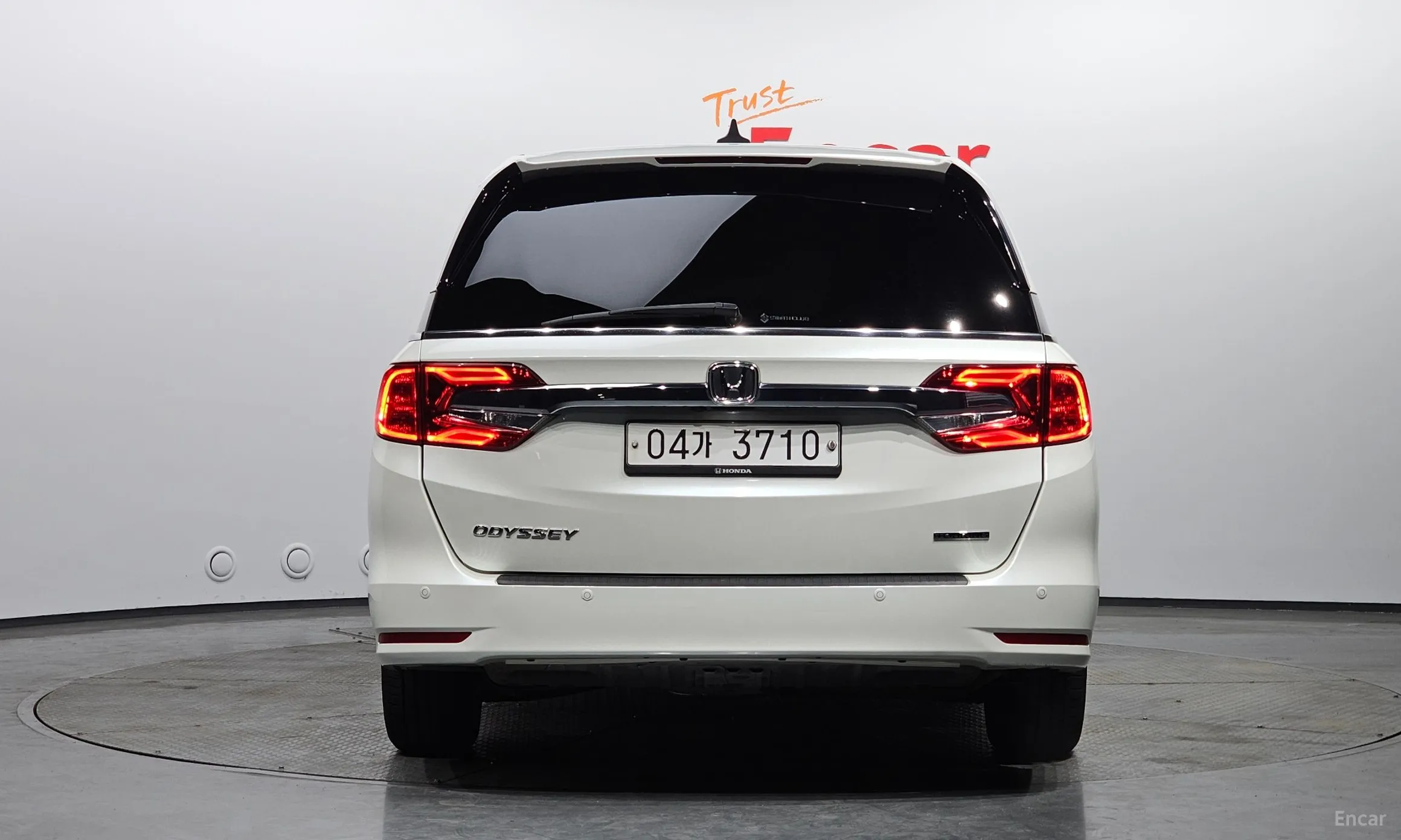 Honda Odyssey превью 4